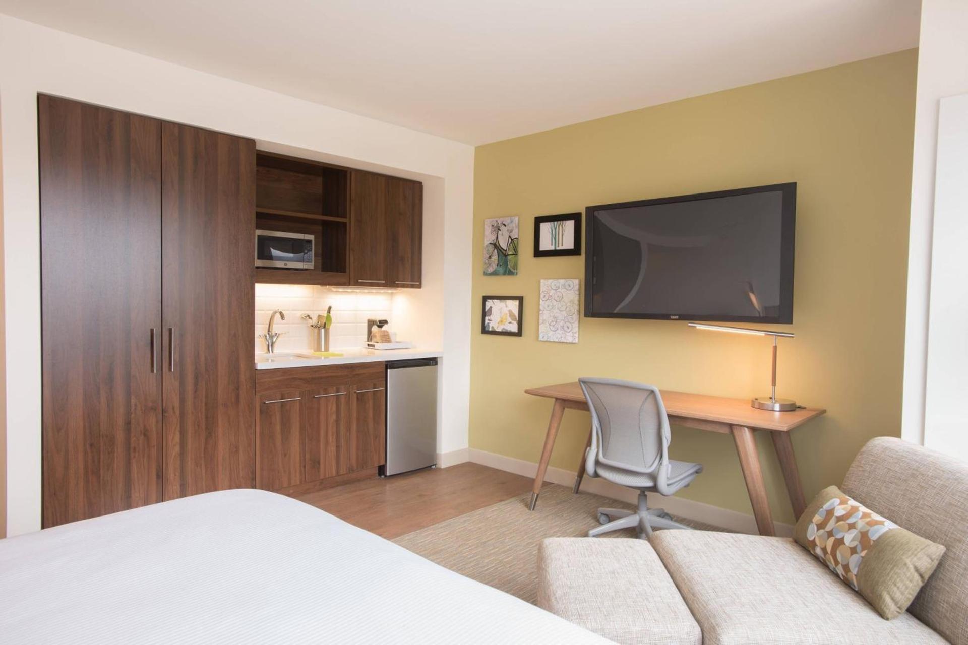 Element West Des Moines photo 13