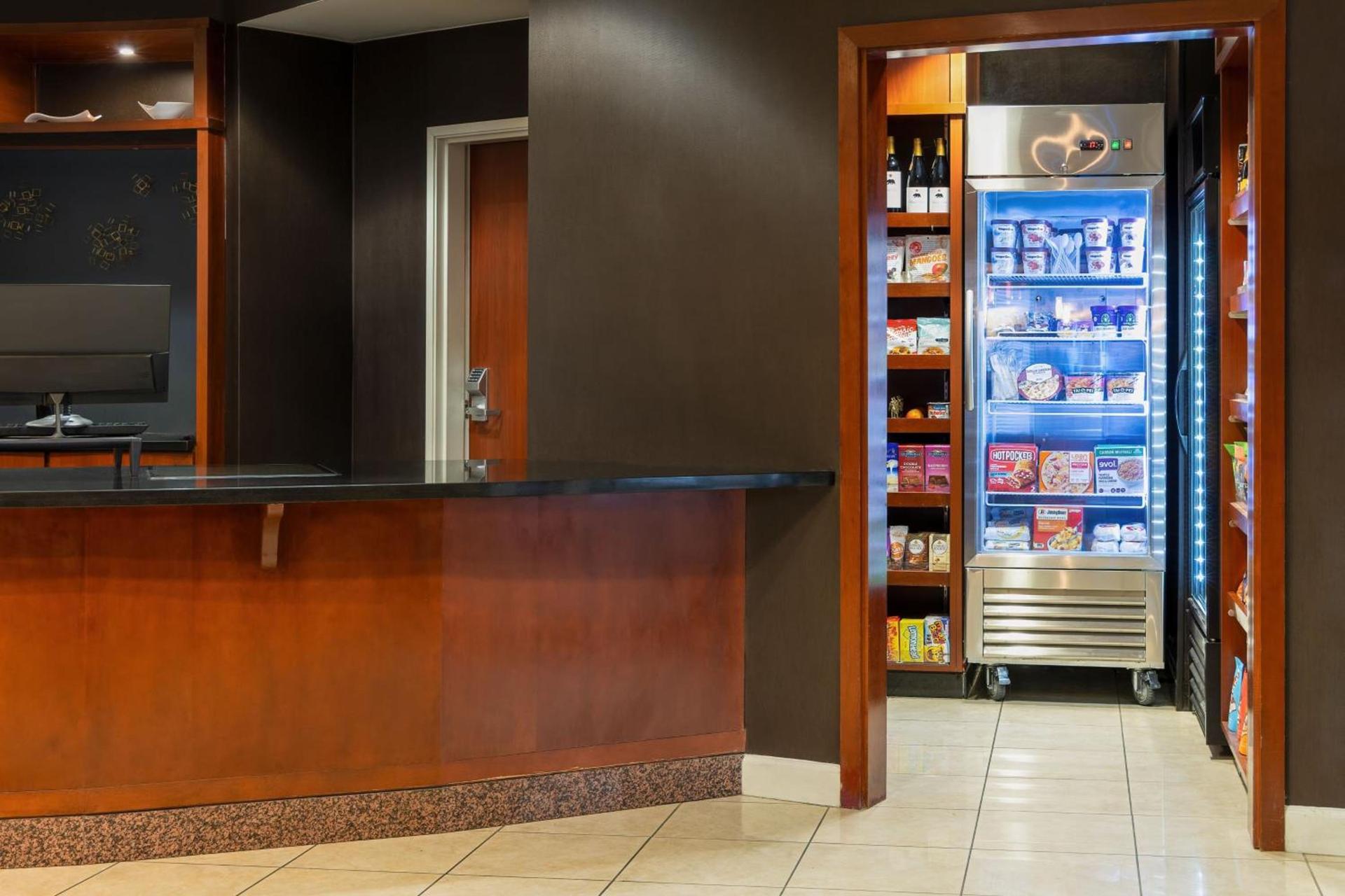 Courtyard by Marriott Ontario Rancho Cucamonga photo 29
