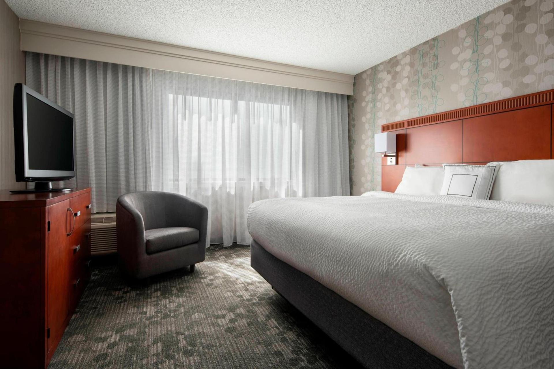 Courtyard by Marriott San Francisco Airport photo 14