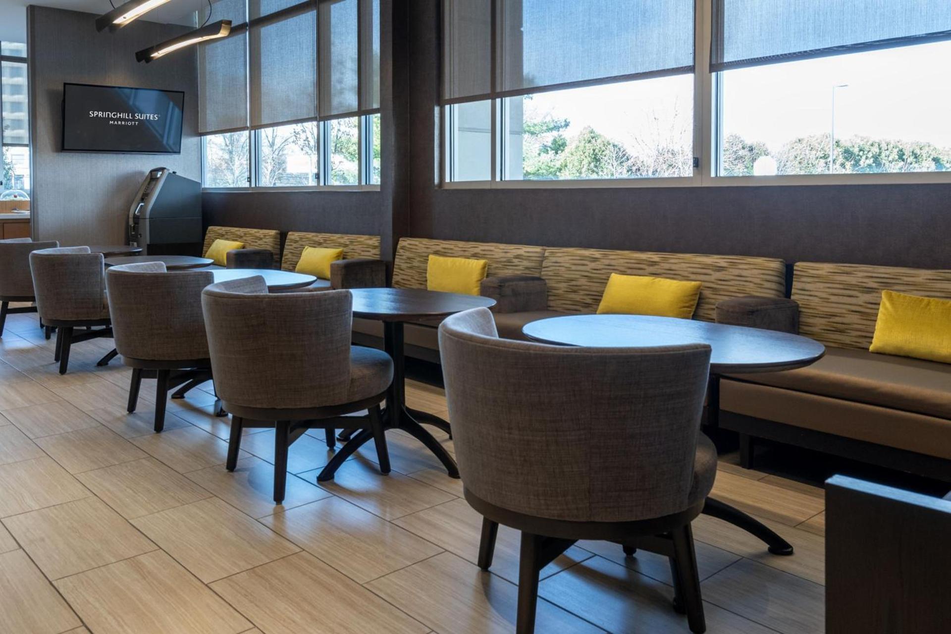 SpringHill Suites by Marriott Woodbridge photo 34