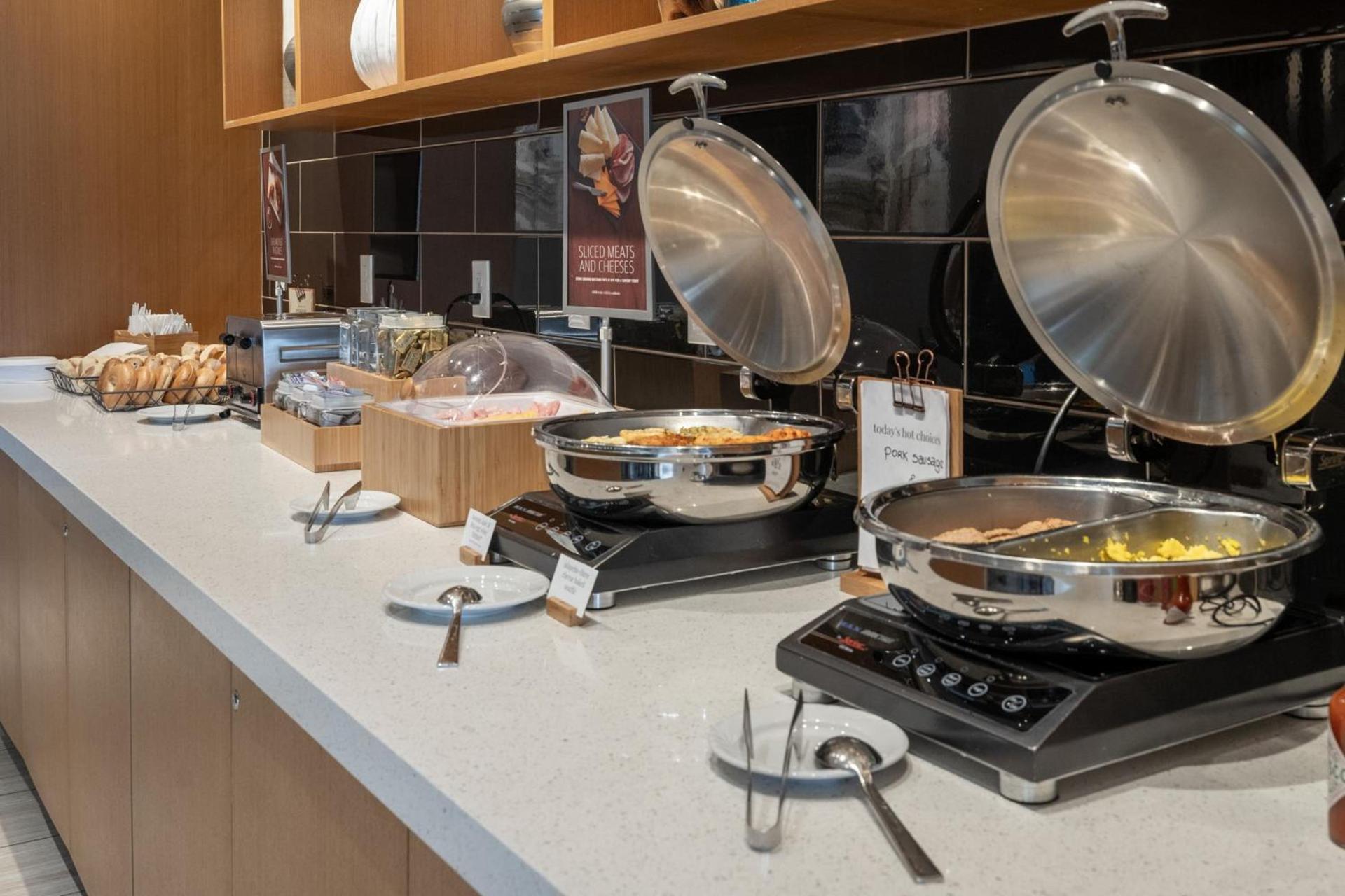 SpringHill Suites by Marriott Woodbridge photo 43