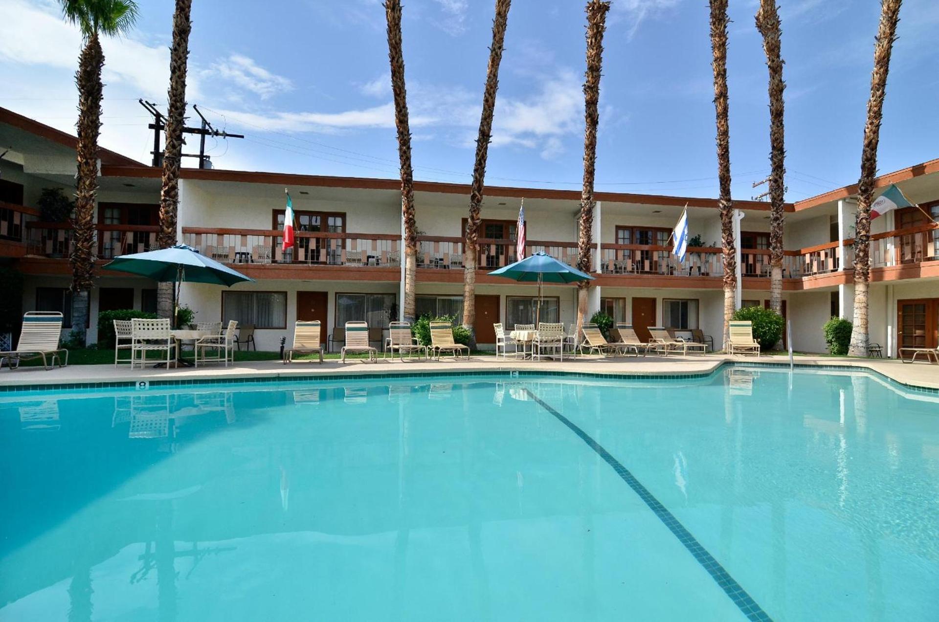 The Inn at Deep Canyon photo 8