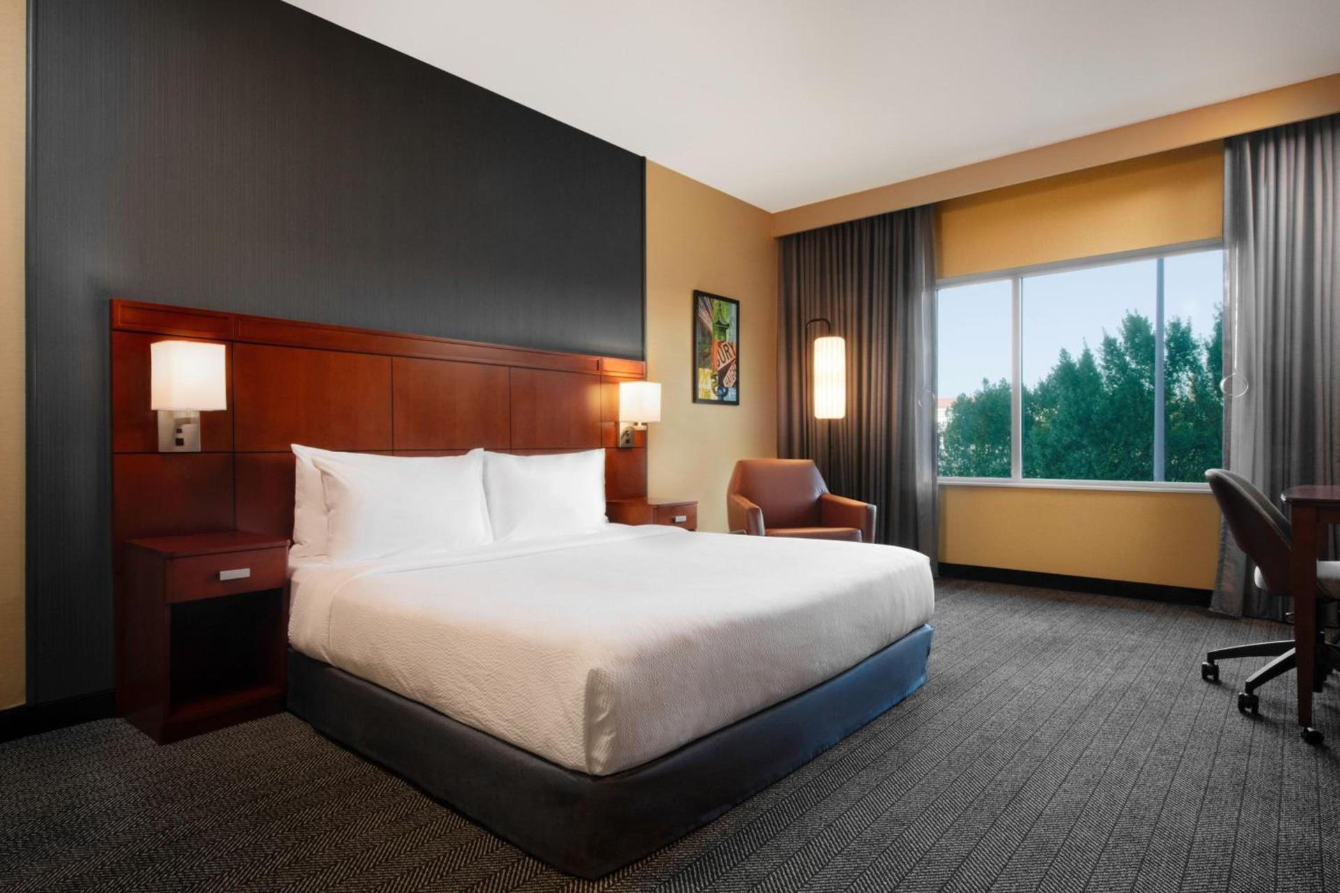 Courtyard by Marriott San Jose North/ Silicon Valley photo 31