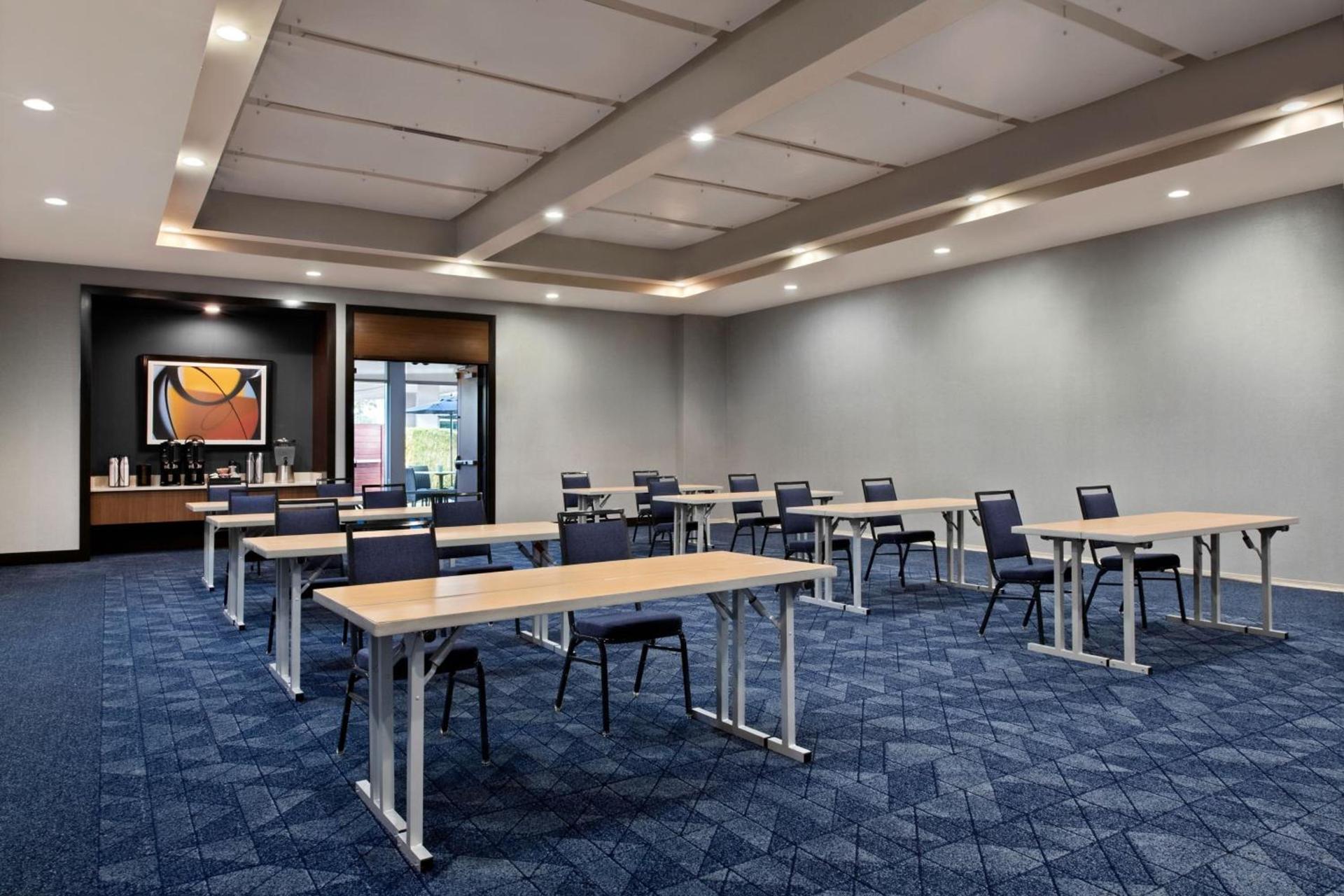Courtyard by Marriott San Jose North/ Silicon Valley photo 43