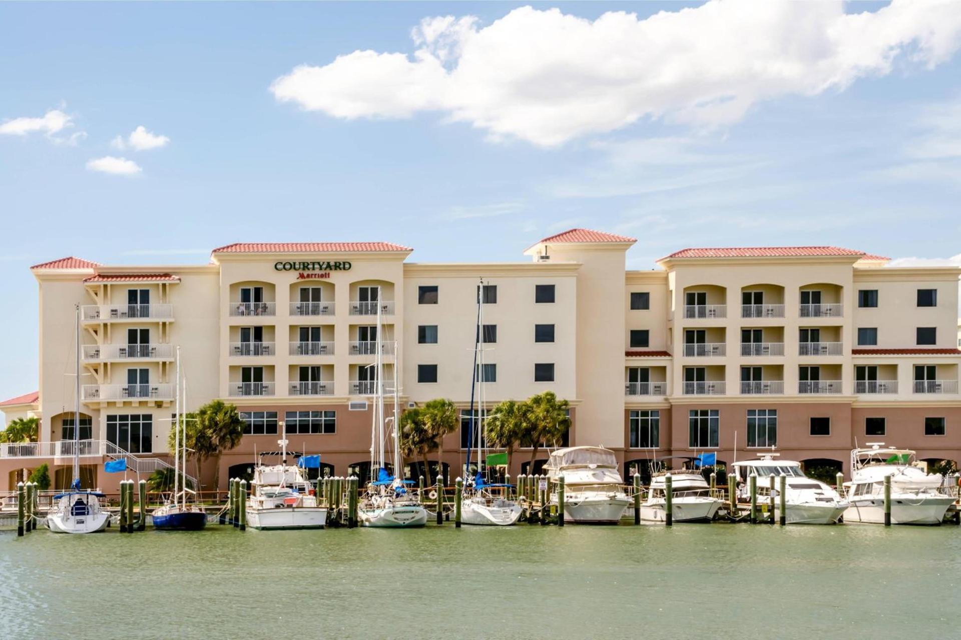Courtyard by Marriott St. Petersburg Clearwater/Madeira Beach photo 1