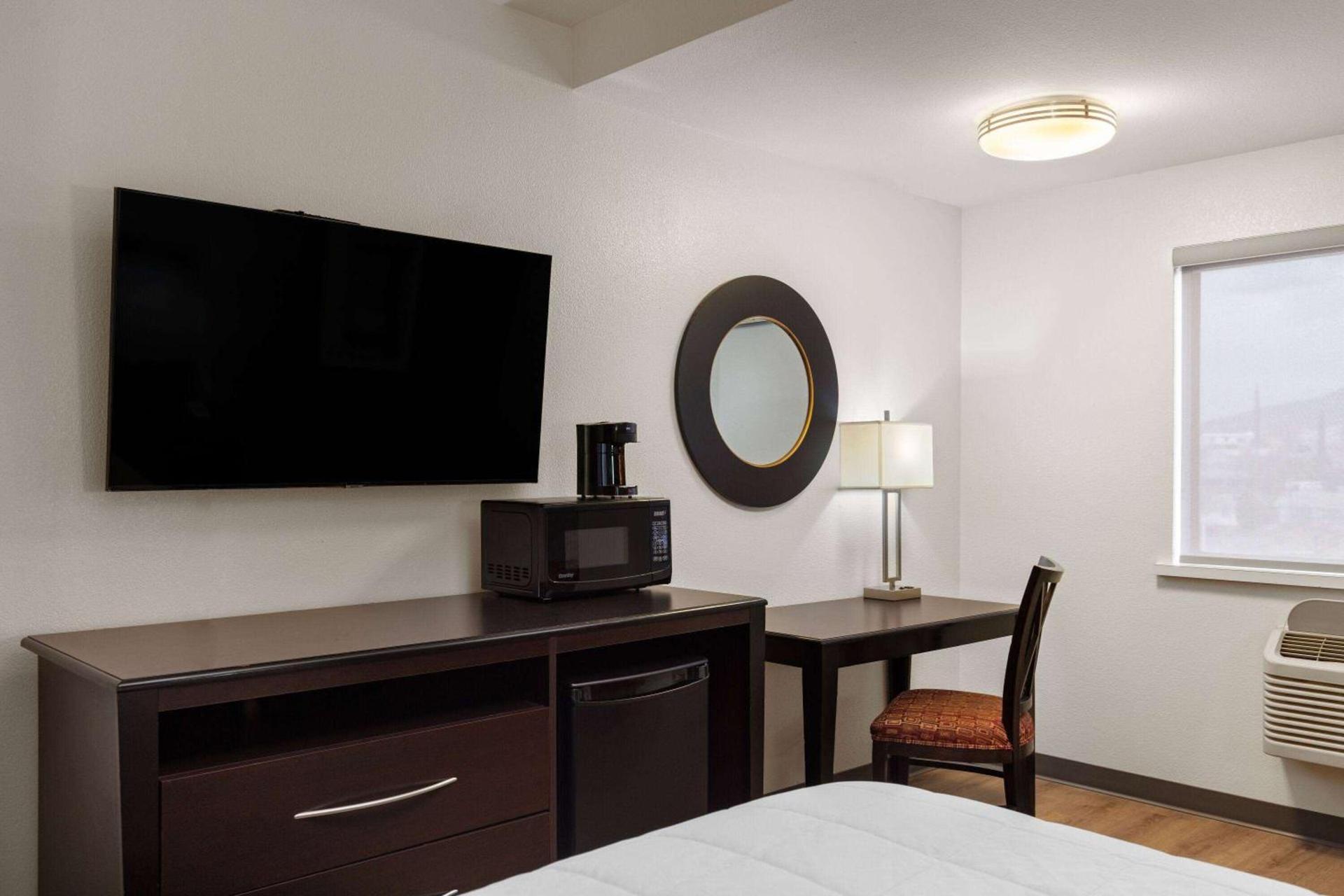 Travelodge by Wyndham Globe AZ photo 16