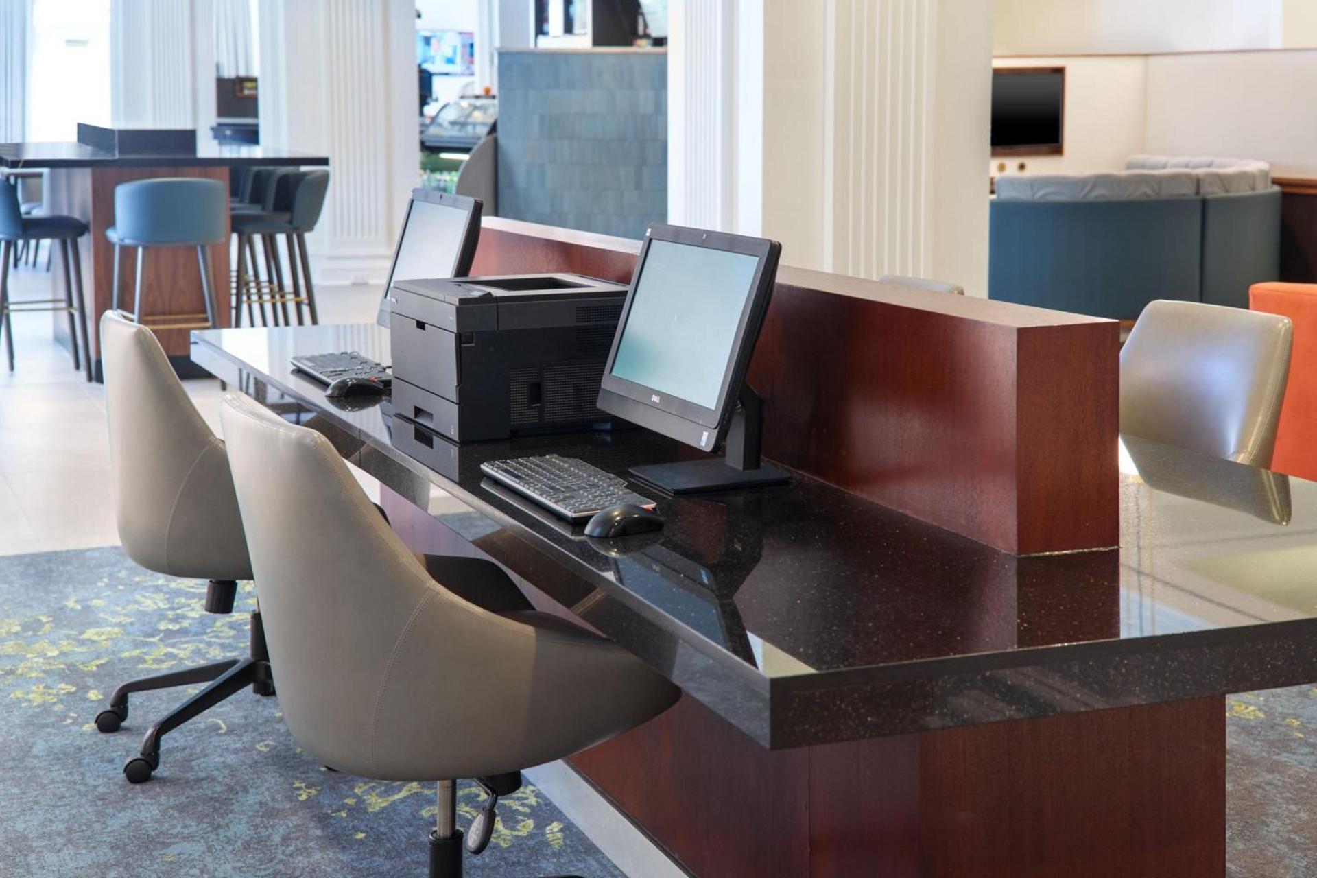 Courtyard by Marriott New Orleans French Quarter/Iberville photo 22
