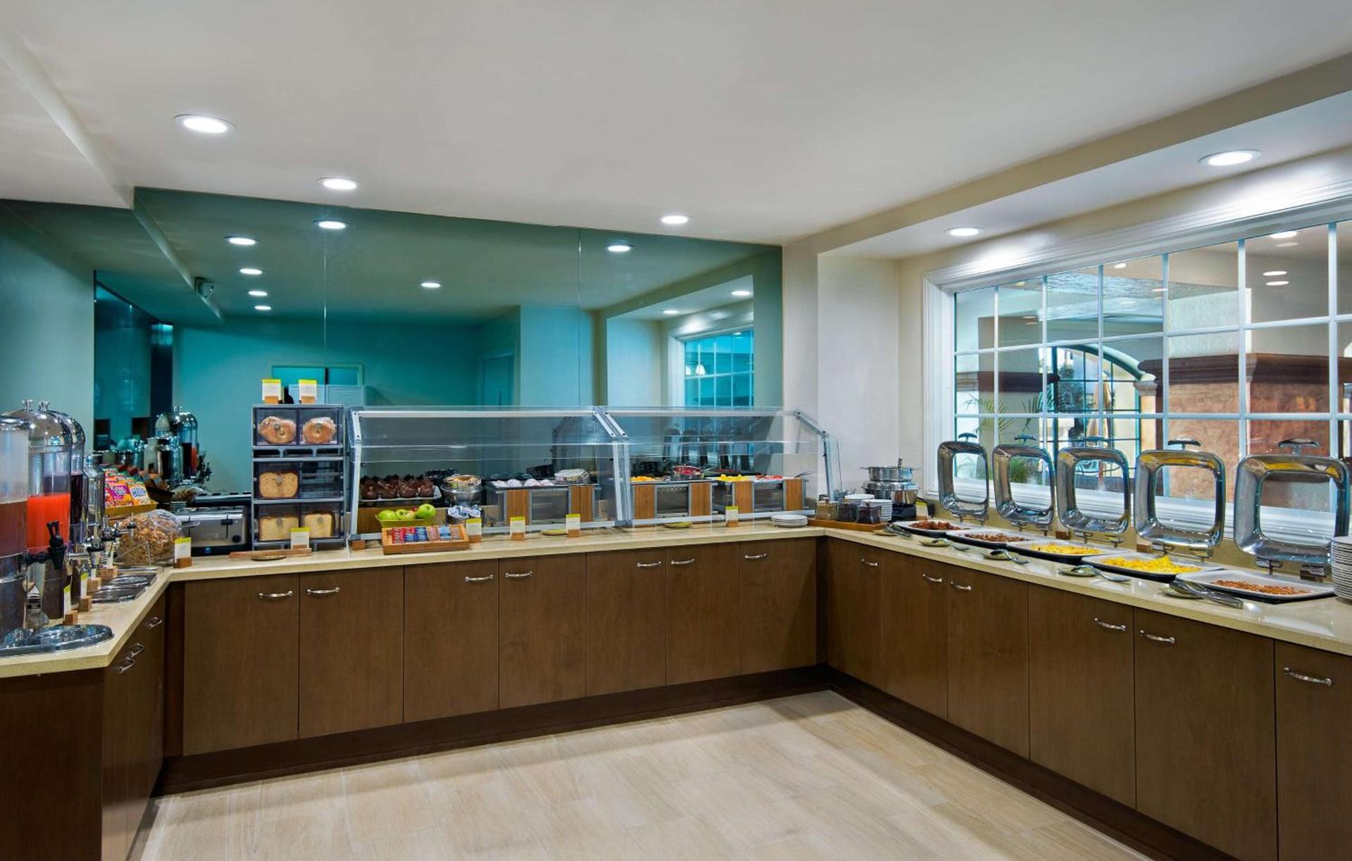 DoubleTree by Hilton San Pedro photo 13