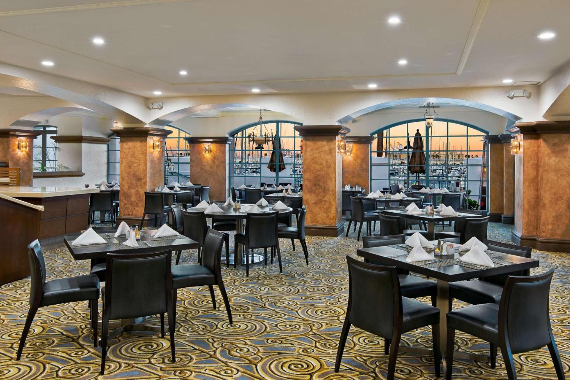 DoubleTree by Hilton San Pedro photo 12