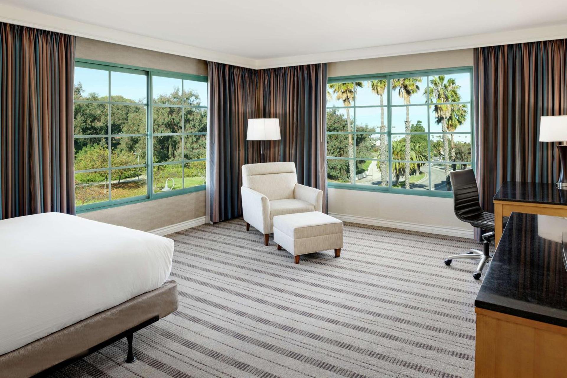 DoubleTree by Hilton San Pedro photo 21