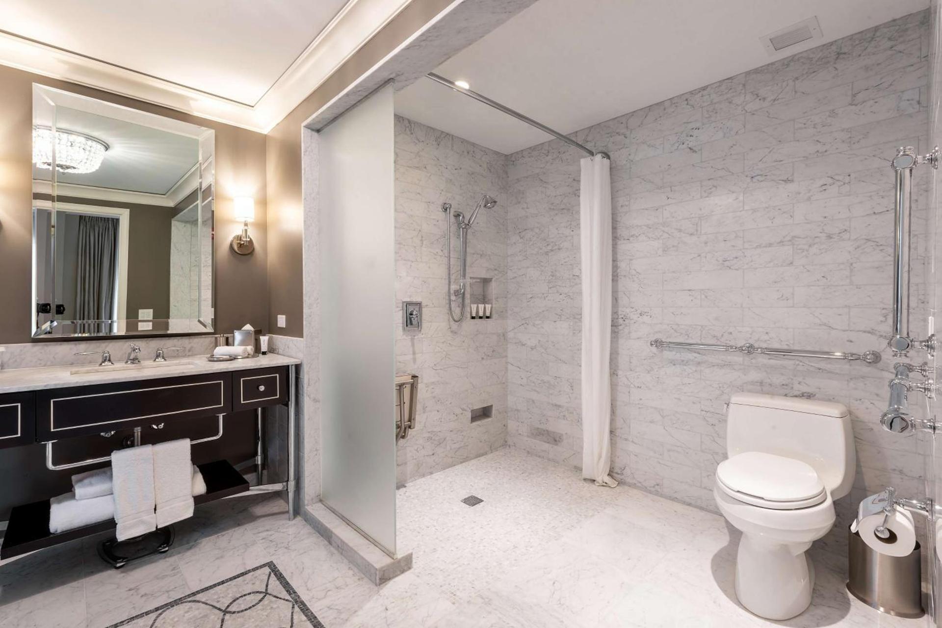 Waldorf Astoria Chicago photo 71