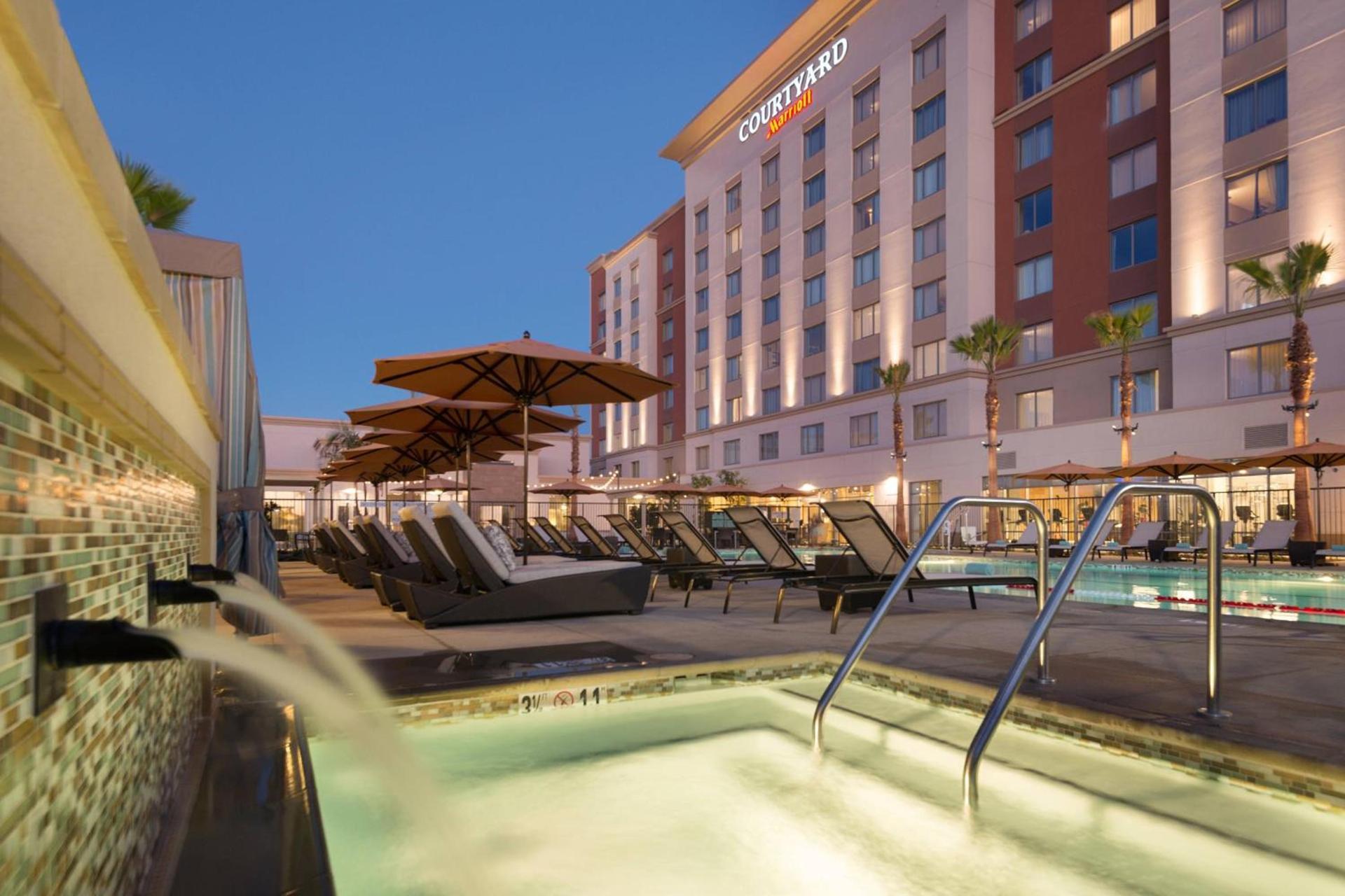 Courtyard by Marriott Irvine Spectrum photo 33