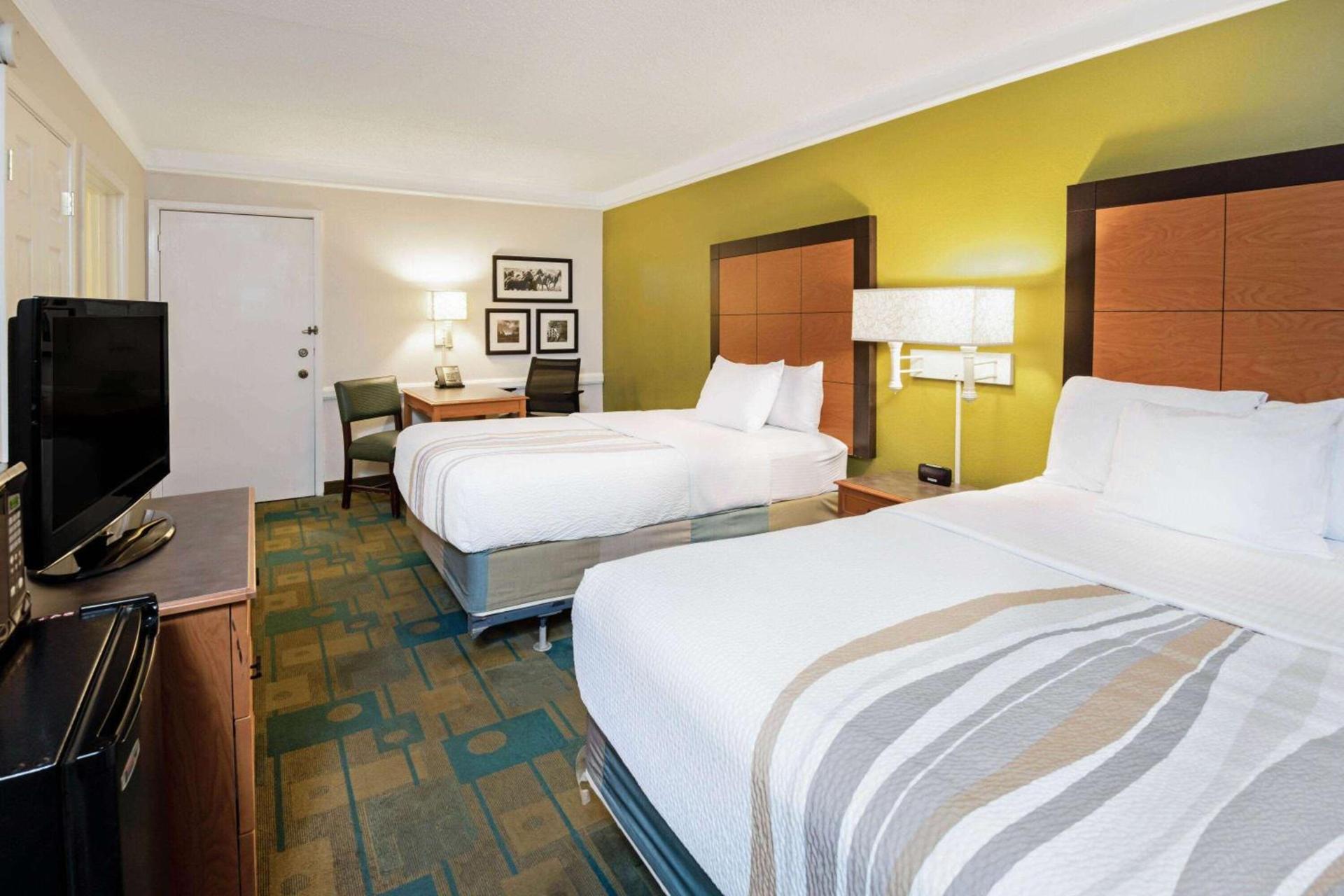 La Quinta Inn by Wyndham Amarillo Mid-City photo 20