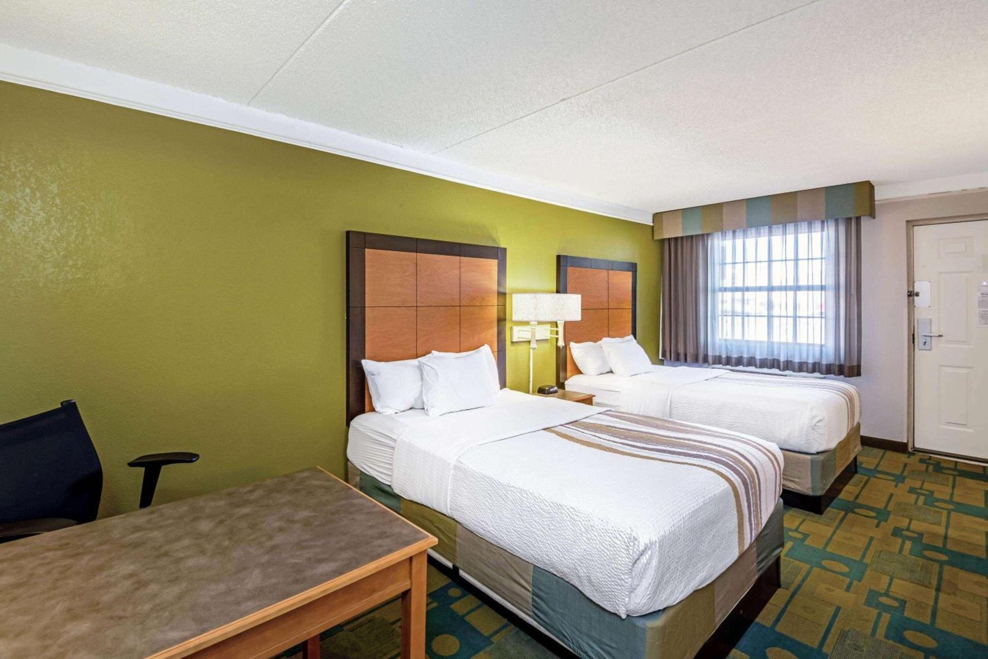 La Quinta Inn by Wyndham Amarillo Mid-City photo 59