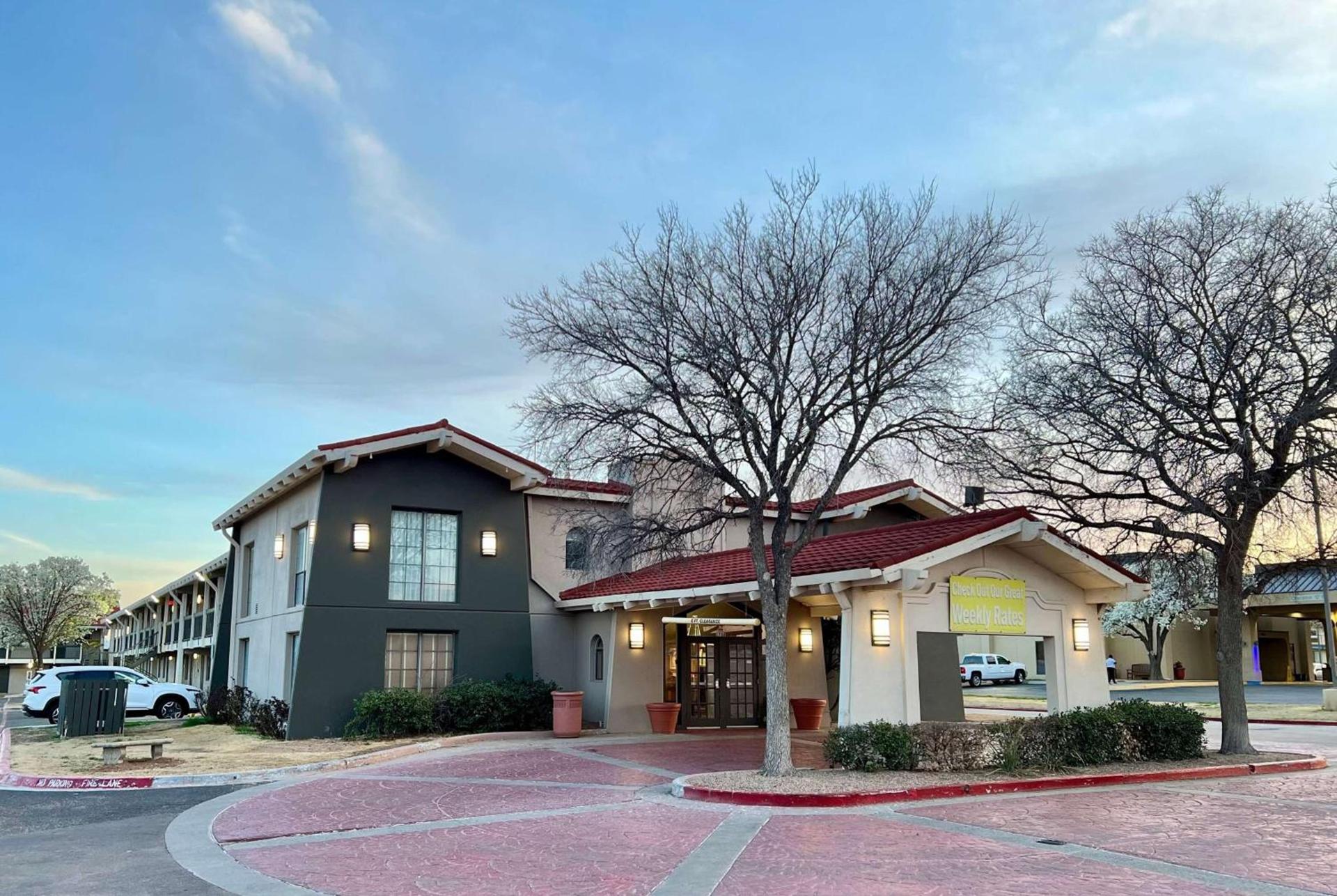 La Quinta Inn by Wyndham Amarillo Mid-City photo 7