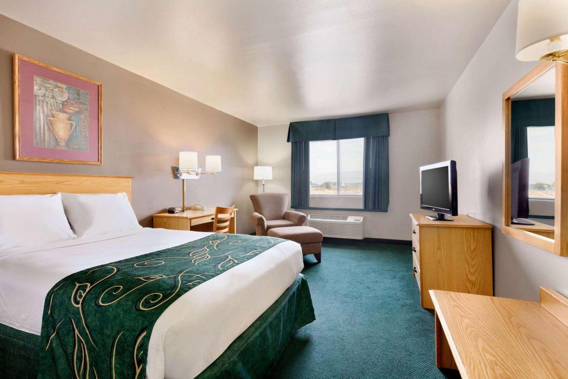 Travelodge by Wyndham Yermo photo 5