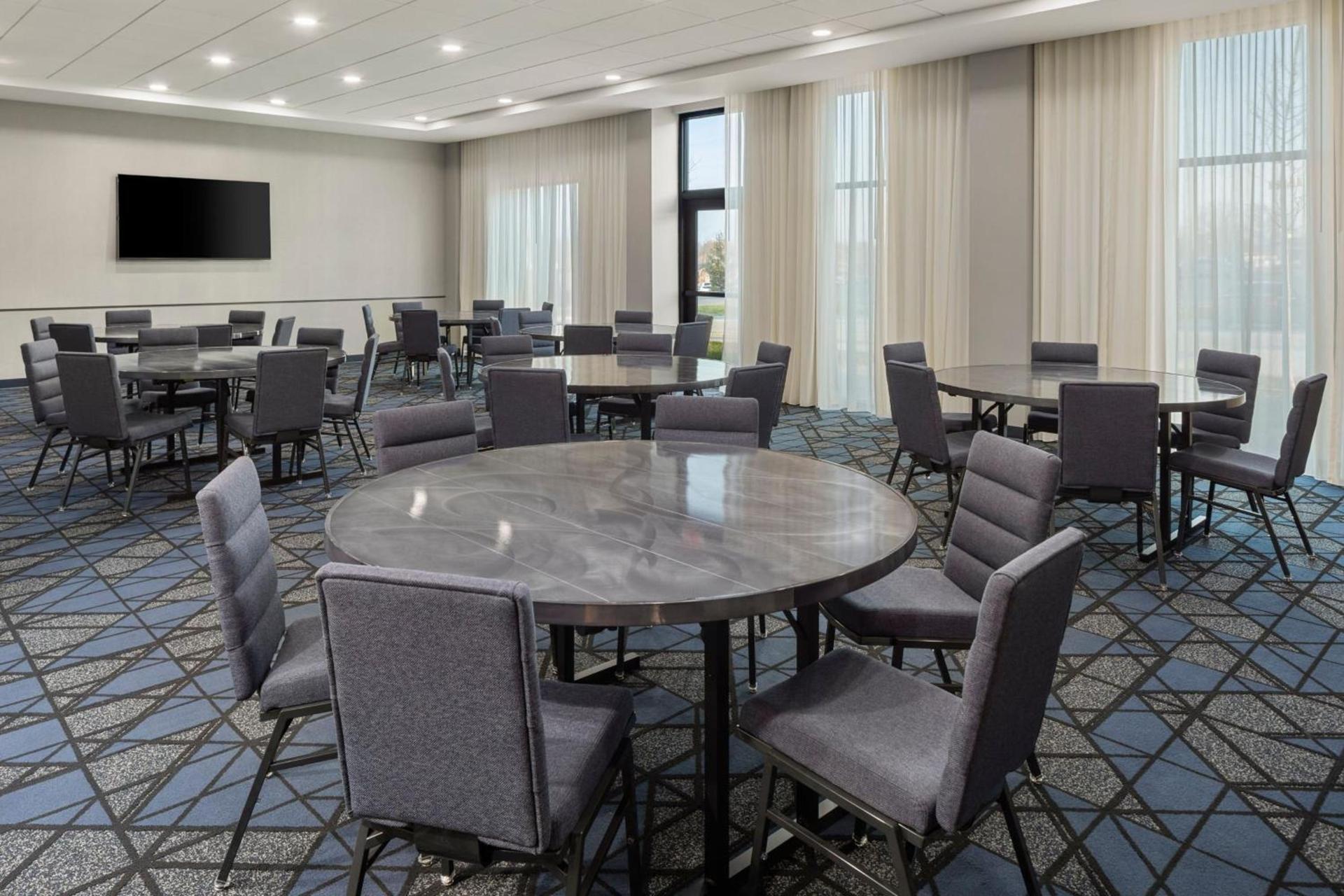 Courtyard by Marriott Bettendorf photo 54