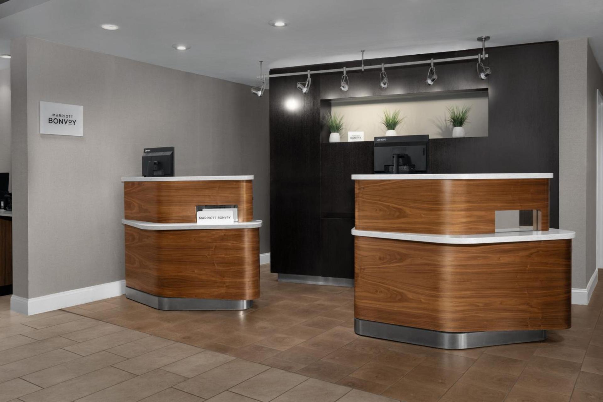 Courtyard by Marriott Orlando East/UCF Area photo 3