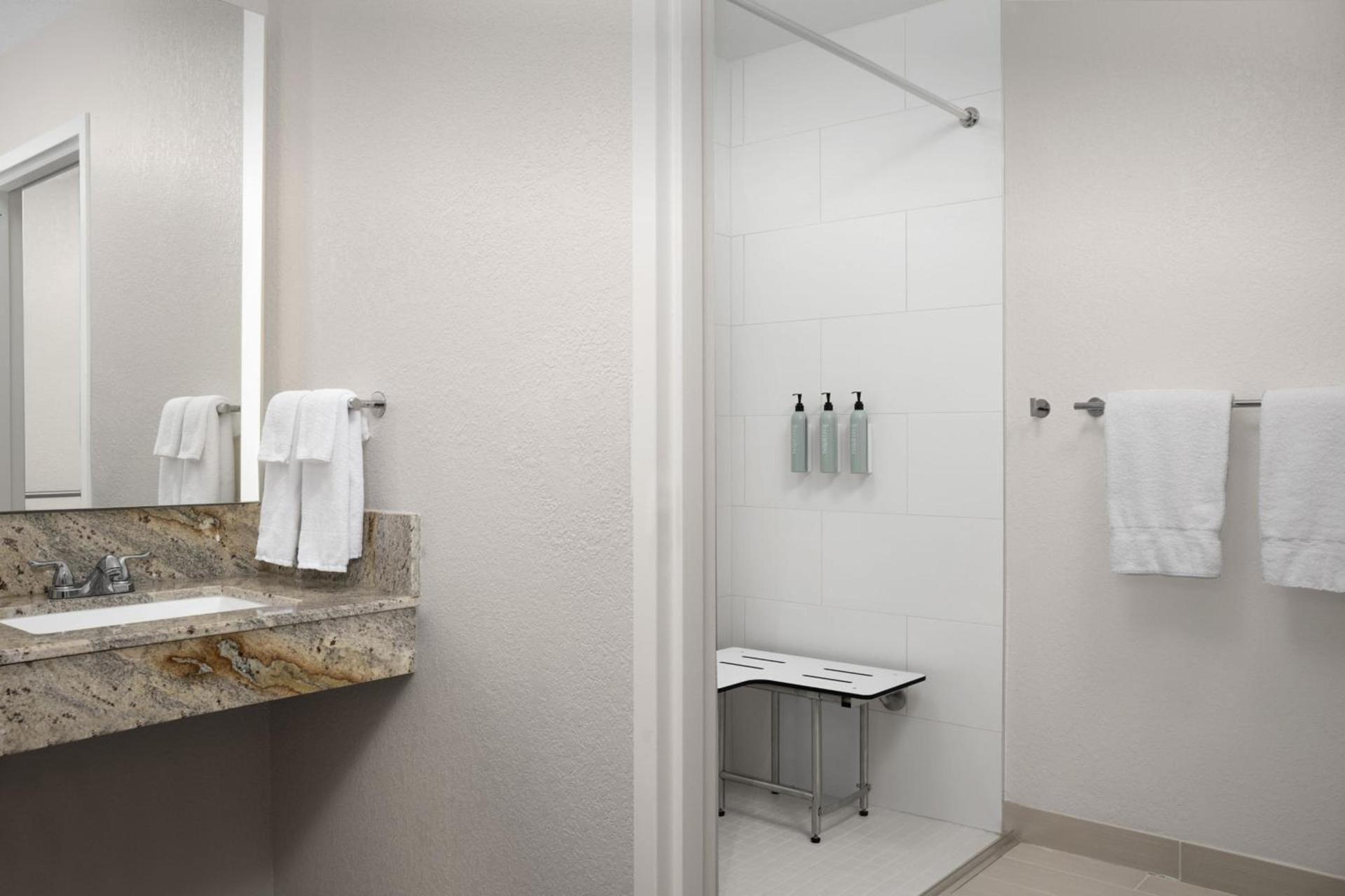 Courtyard by Marriott Orlando East/UCF Area photo 17