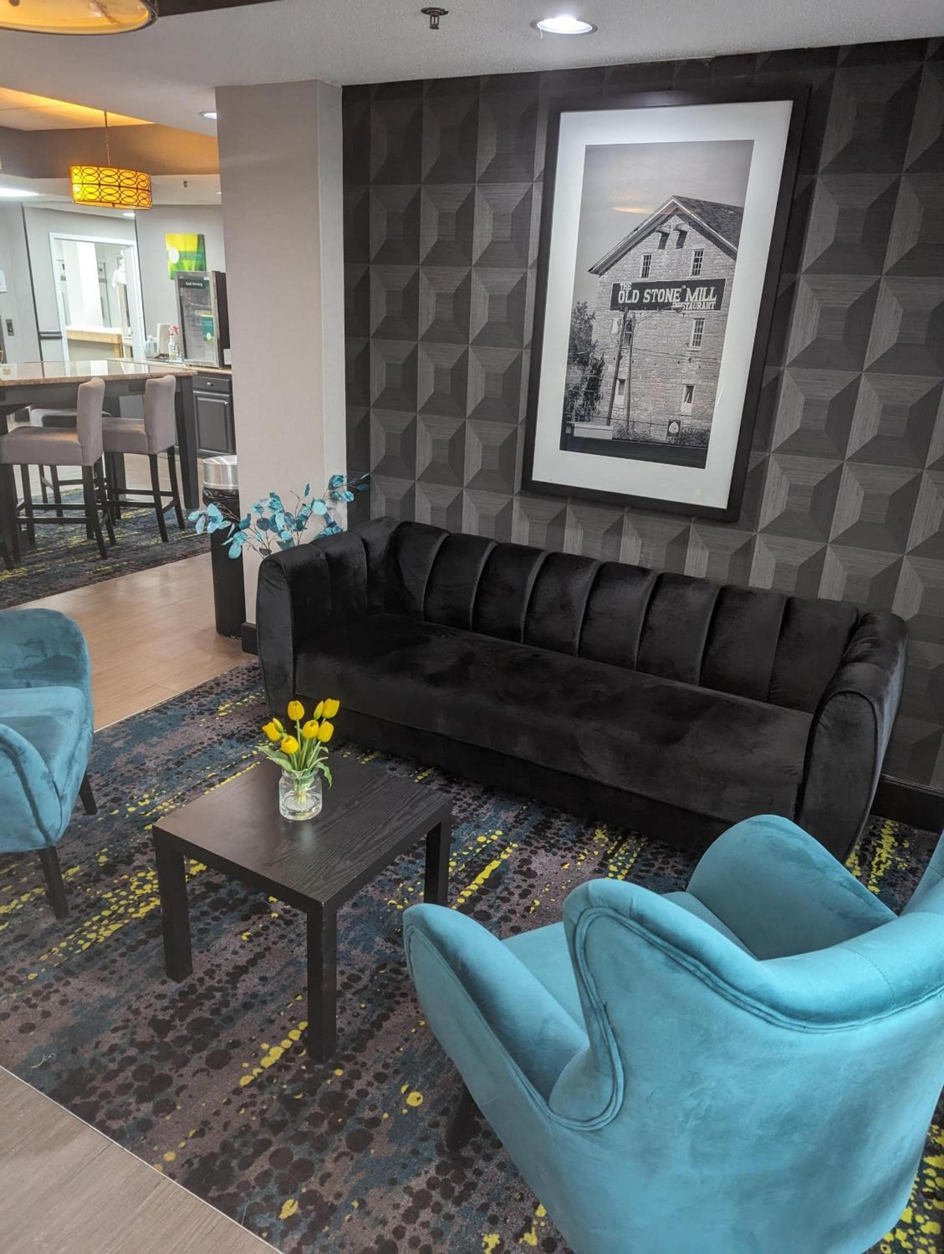 Quality Inn Danville - University Area photo 2