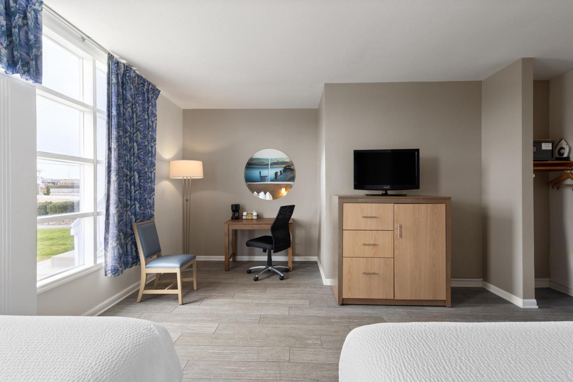 Days Inn by Wyndham Kill Devil Hills Oceanfront - Wilbur photo 45