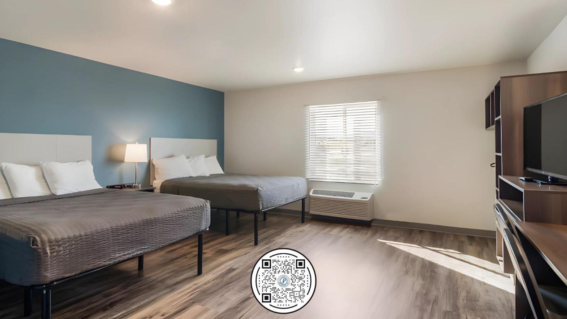 WoodSpring Suites Downers Grove - Chicago photo 9
