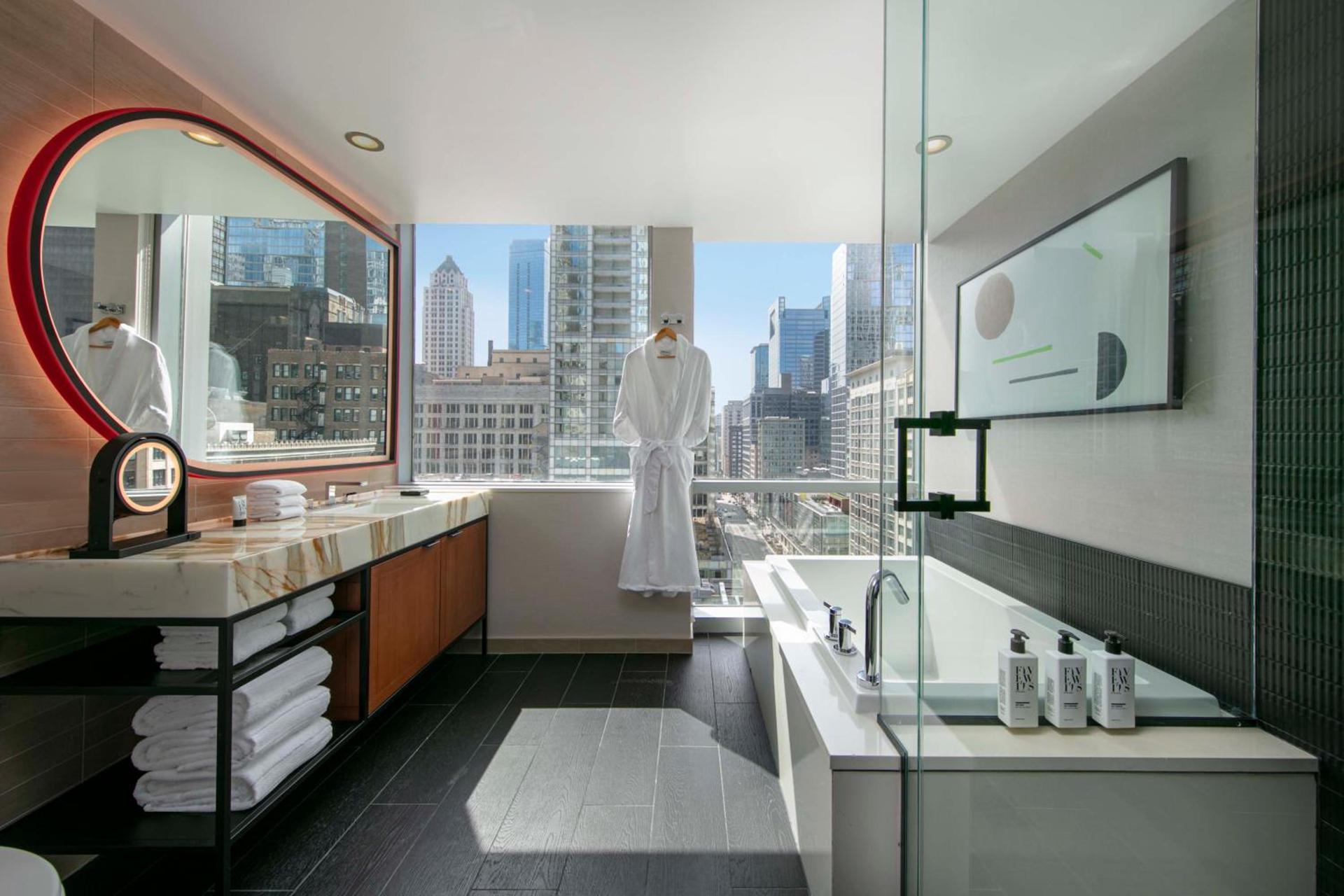 theWit Chicago, a Hilton Hotel photo 7
