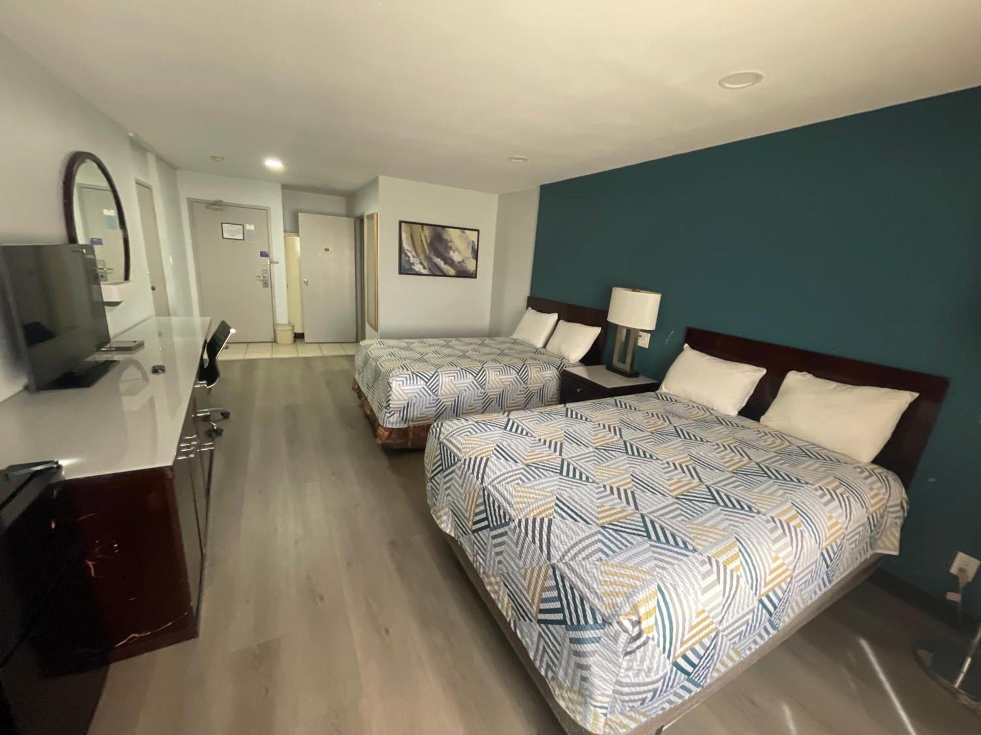 Portside Inn & suites photo 8