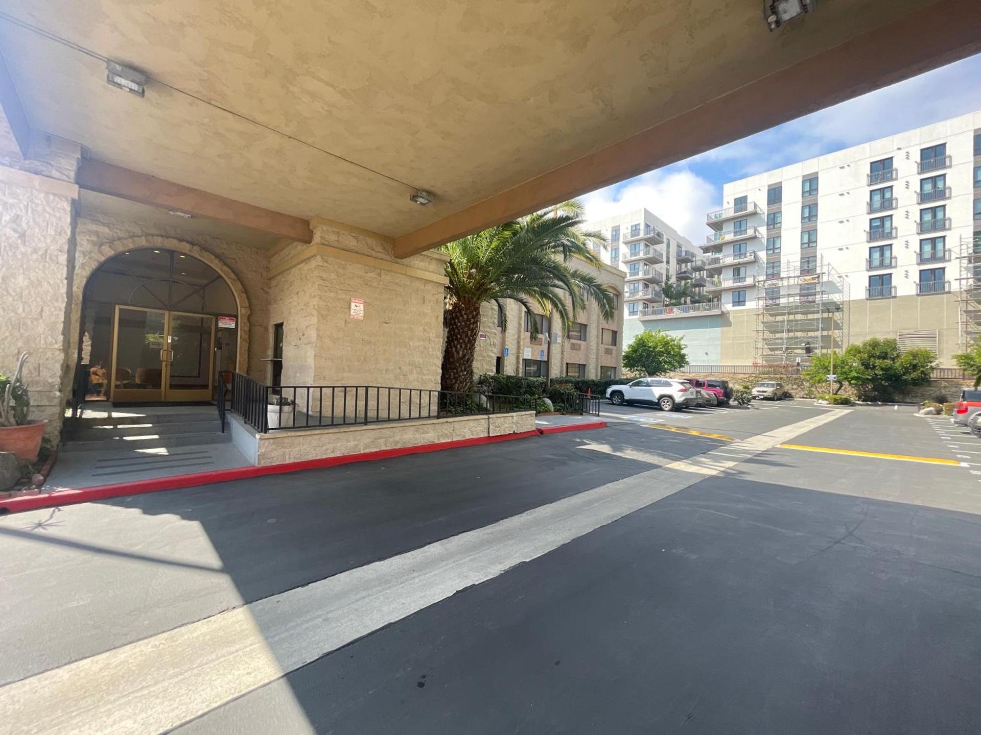 Portside Inn & suites photo 12