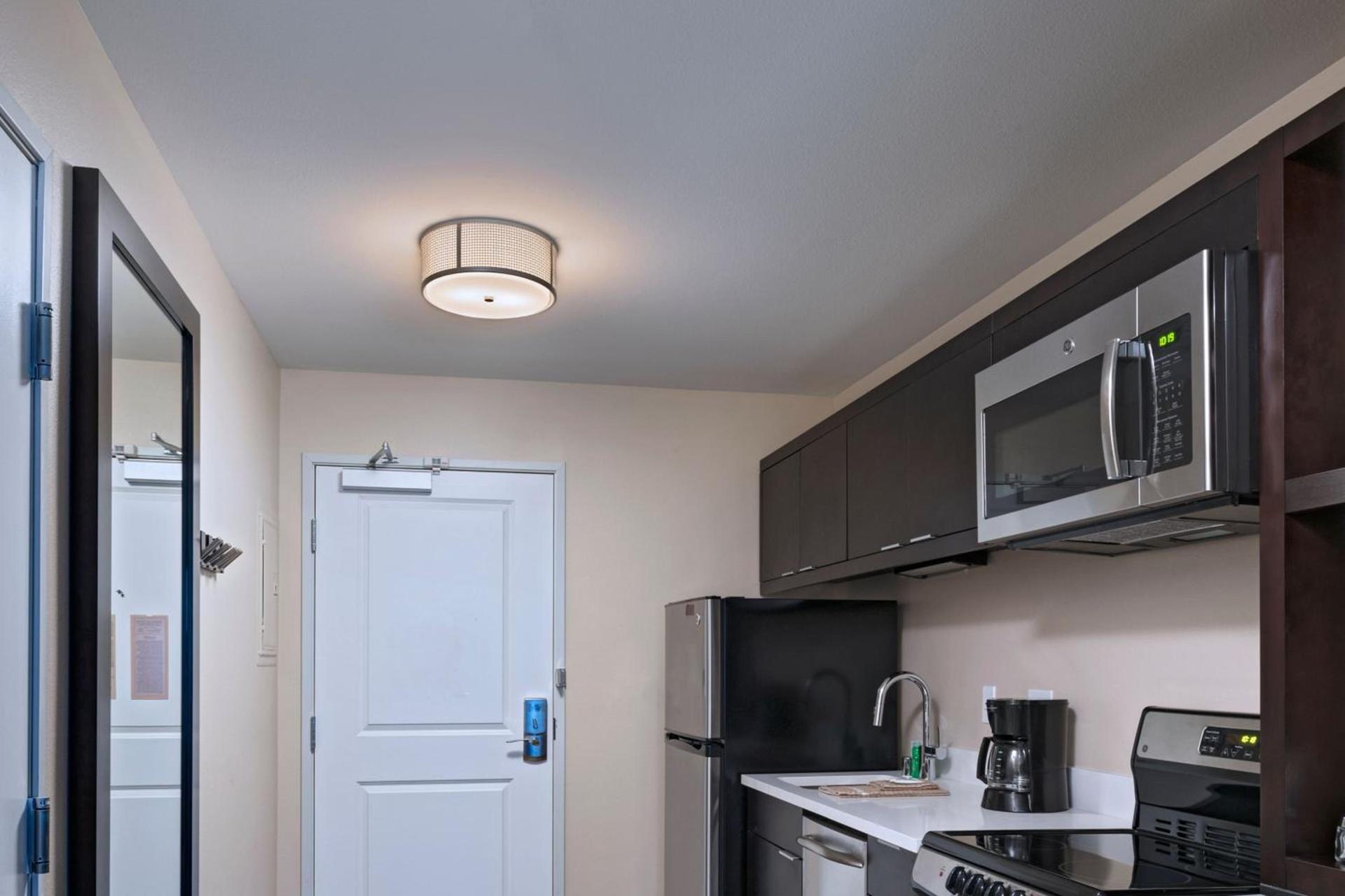 TownePlace Suites by Marriott Tacoma Lakewood photo 12