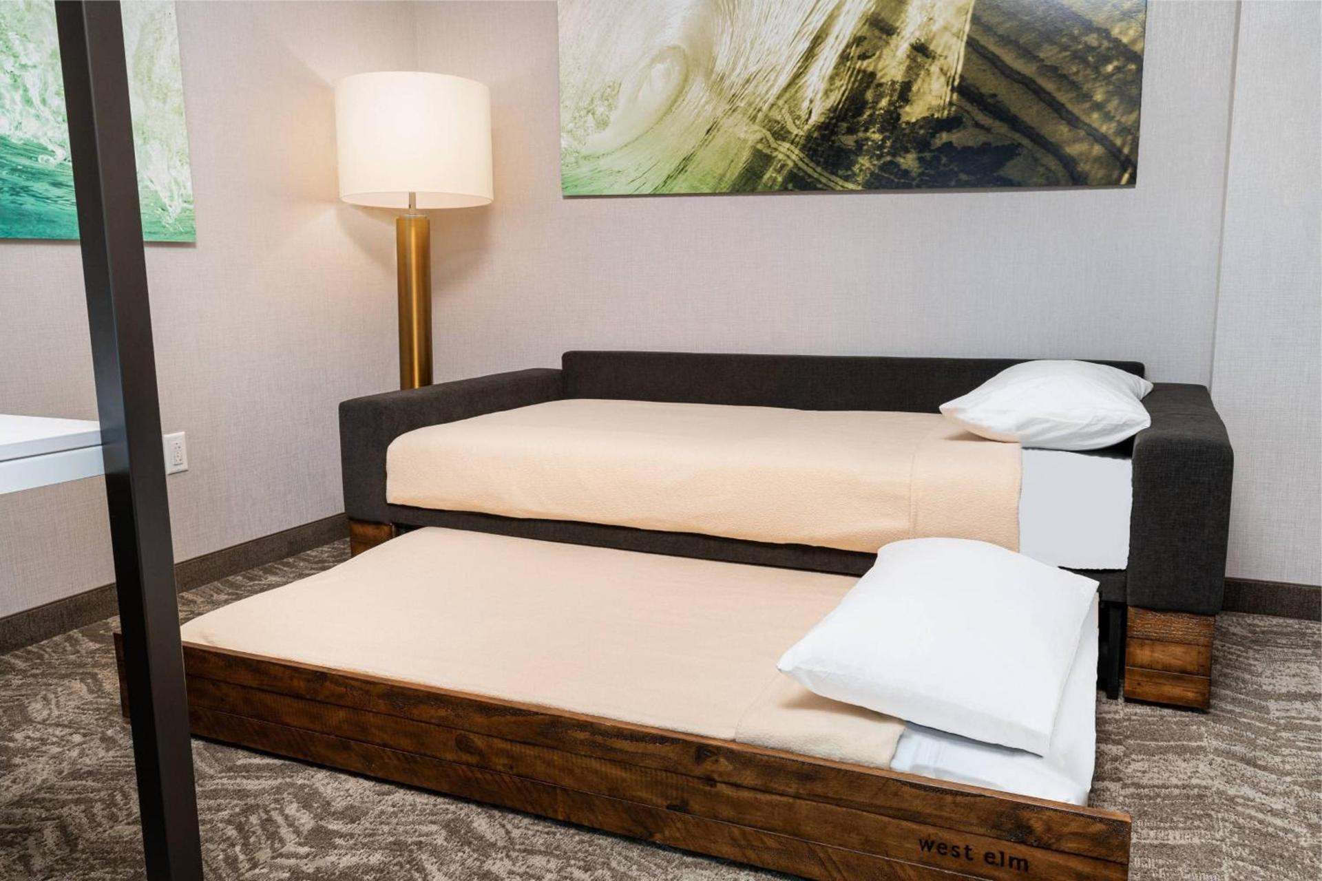 SpringHill Suites by Marriott Irvine Lake Forest photo 9