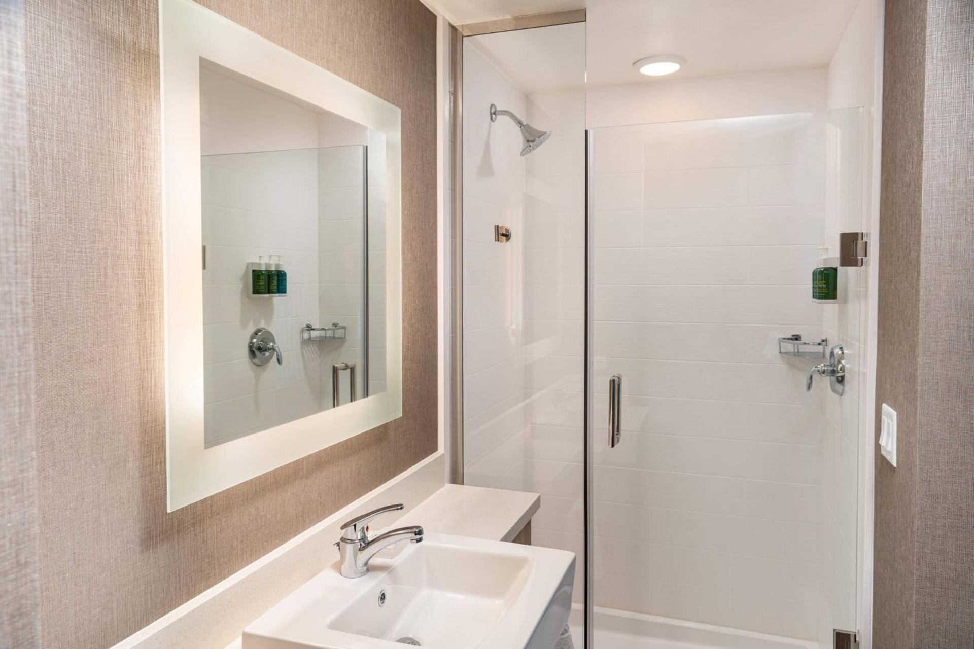 SpringHill Suites by Marriott Irvine Lake Forest photo 12