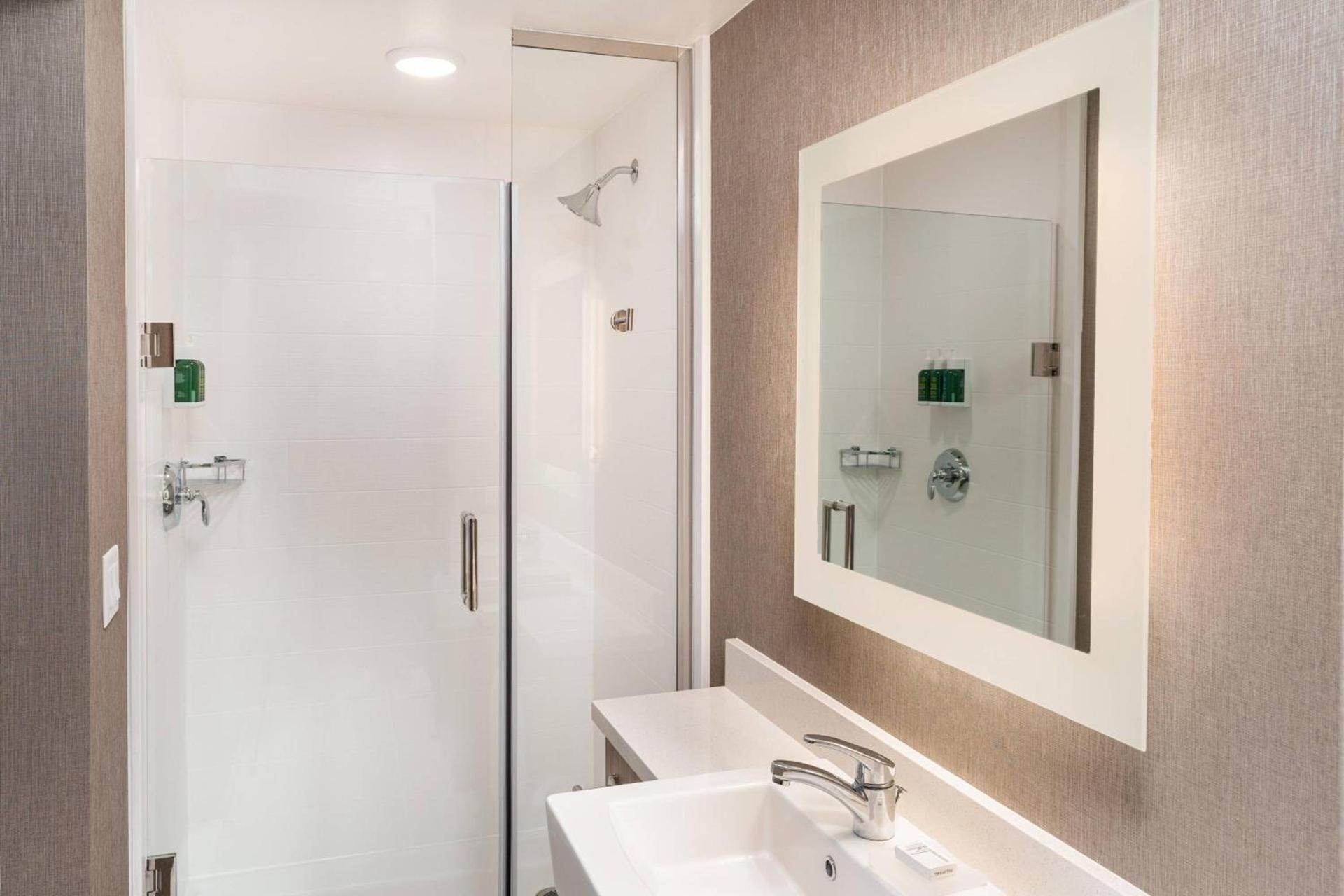 SpringHill Suites by Marriott Irvine Lake Forest photo 13