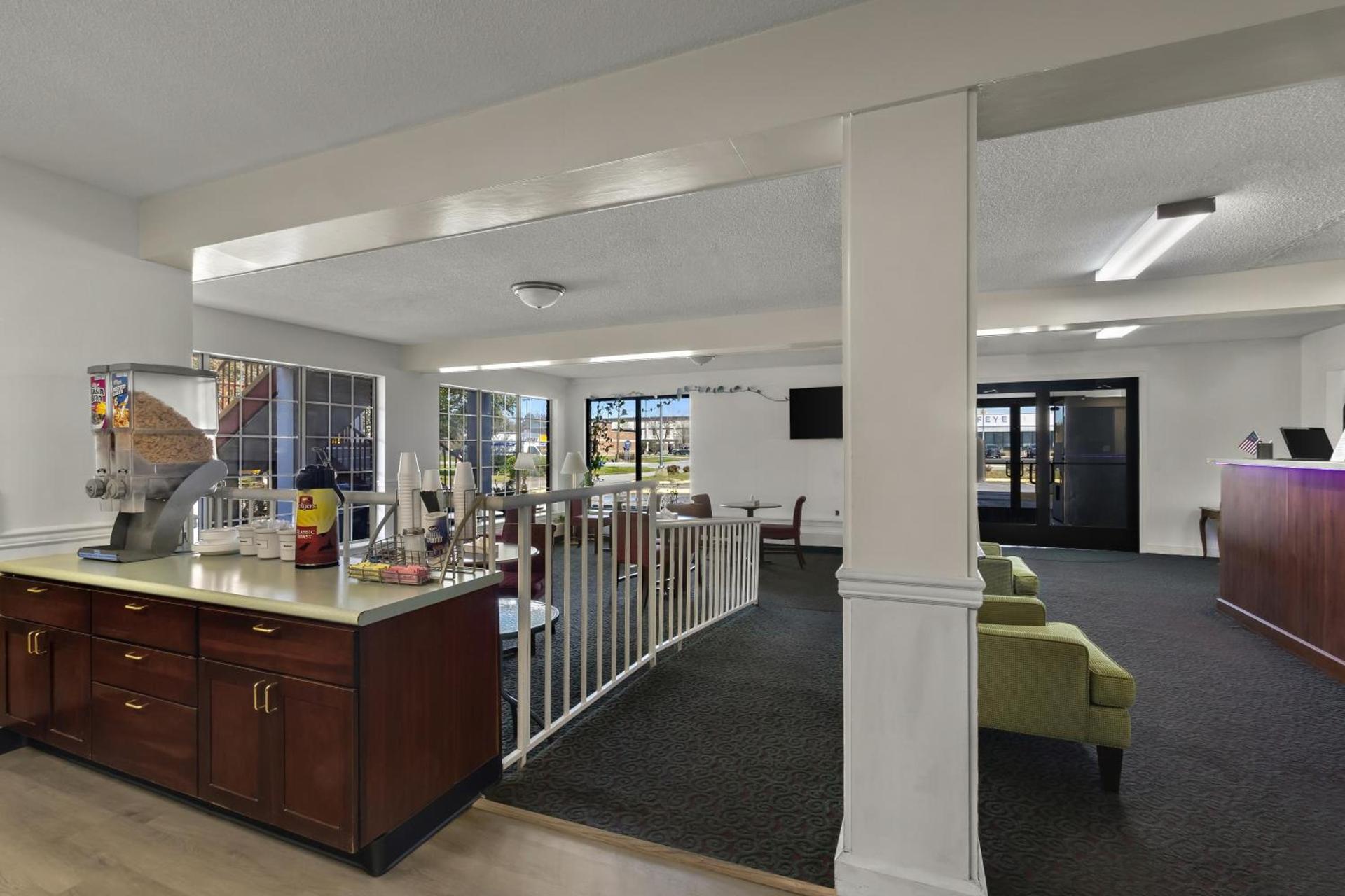 Americas Best Value Inn Edenton photo 8