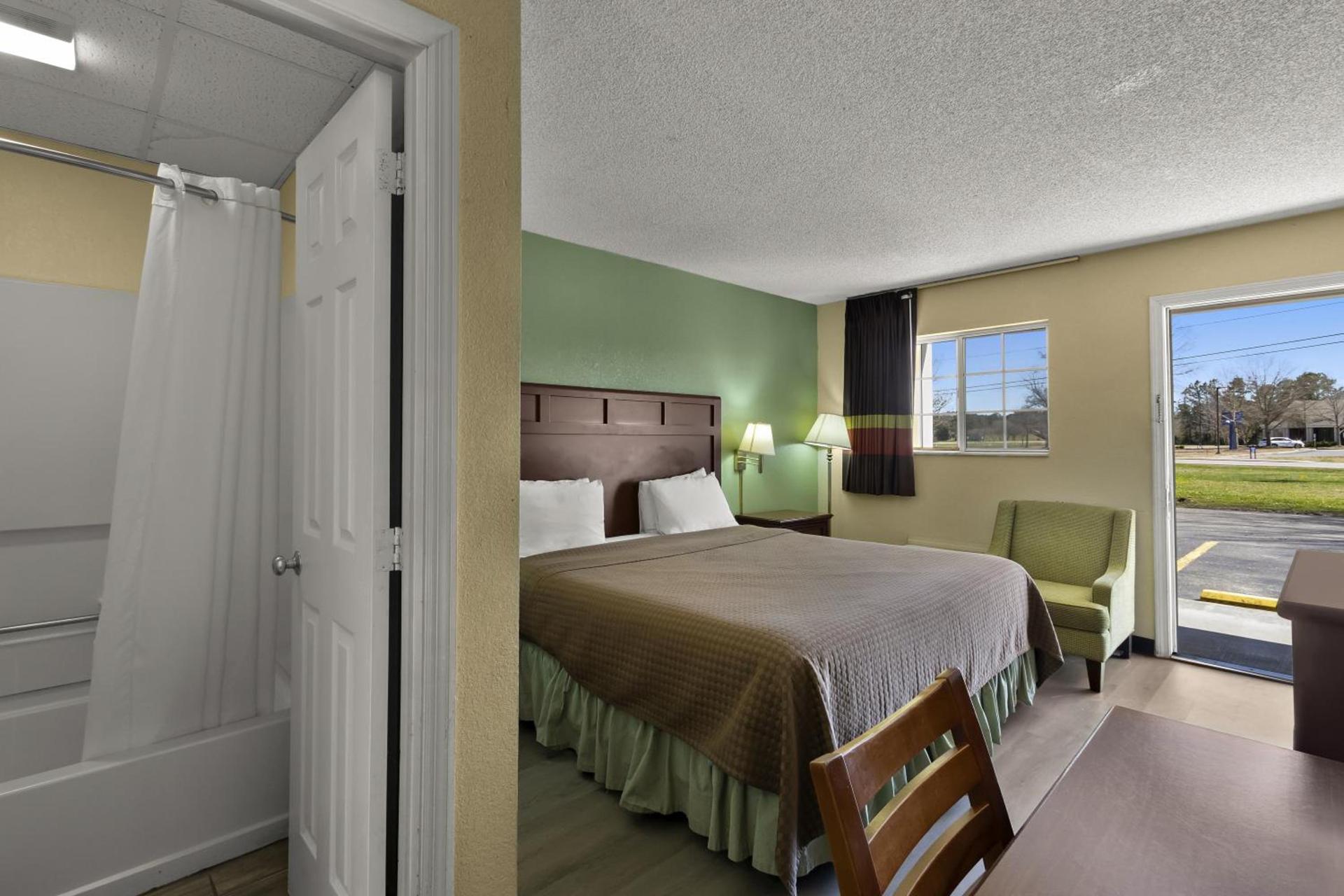 Americas Best Value Inn Edenton photo 15