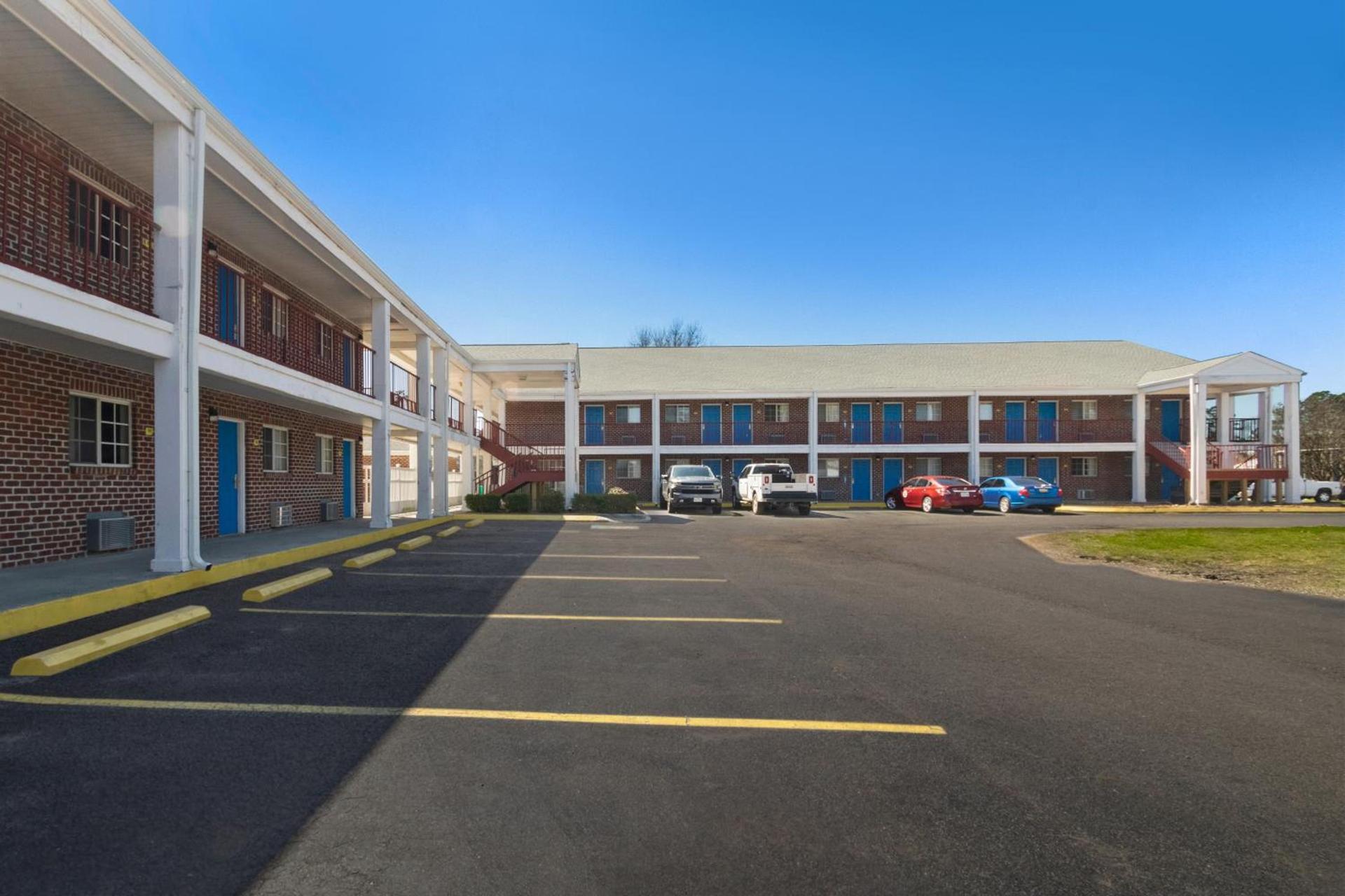 Americas Best Value Inn Edenton photo 19