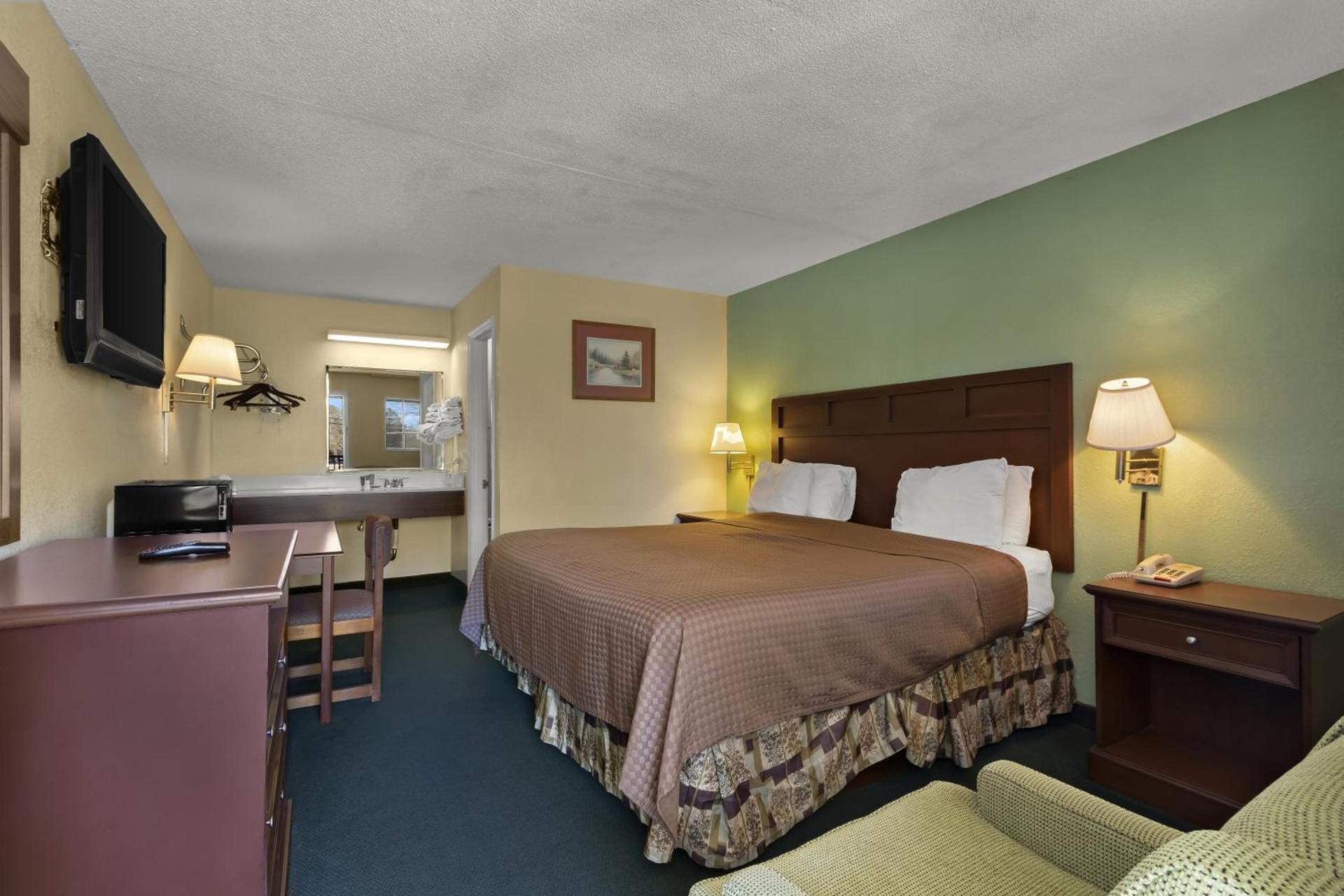 Americas Best Value Inn Edenton photo 23