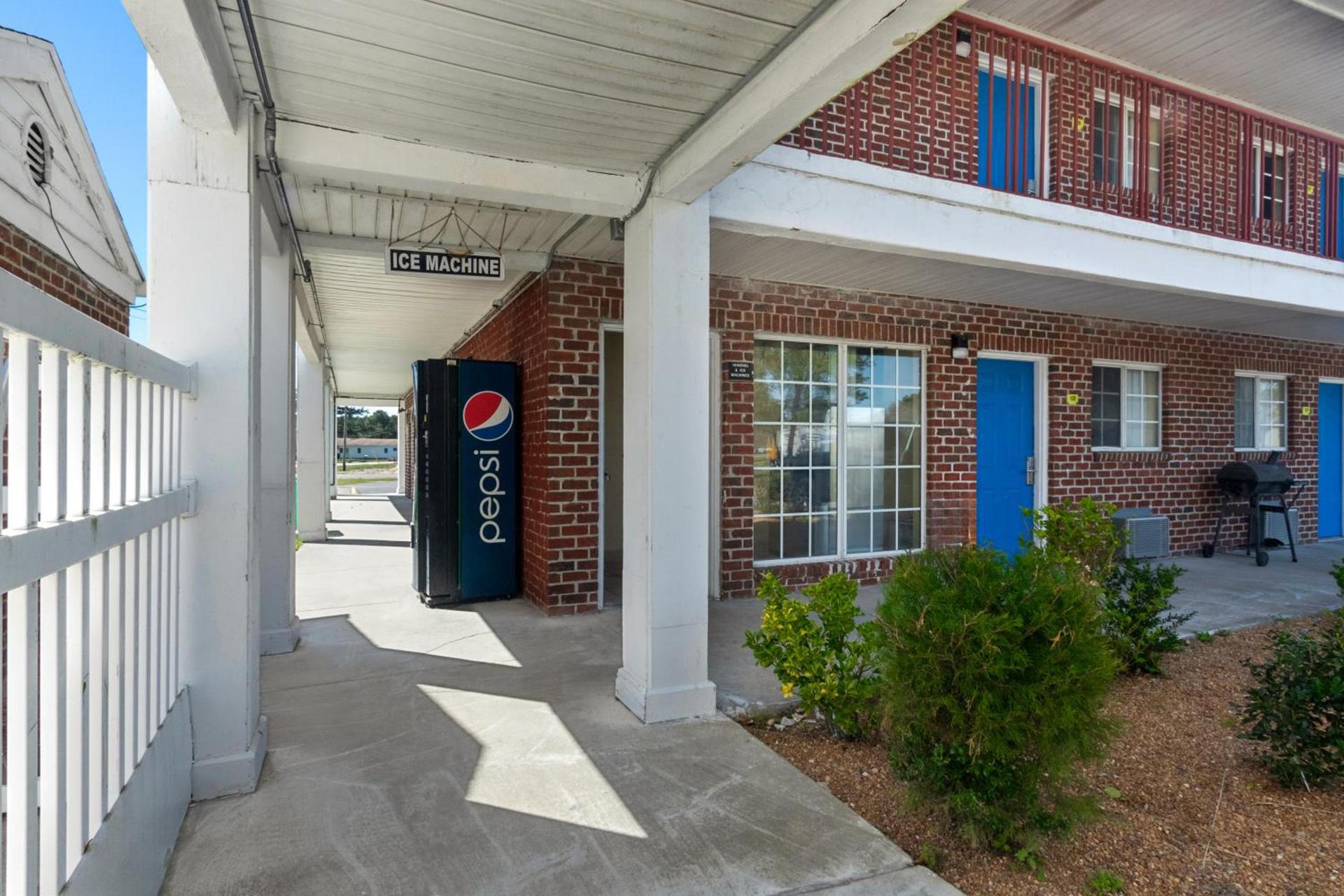 Americas Best Value Inn Edenton photo 27