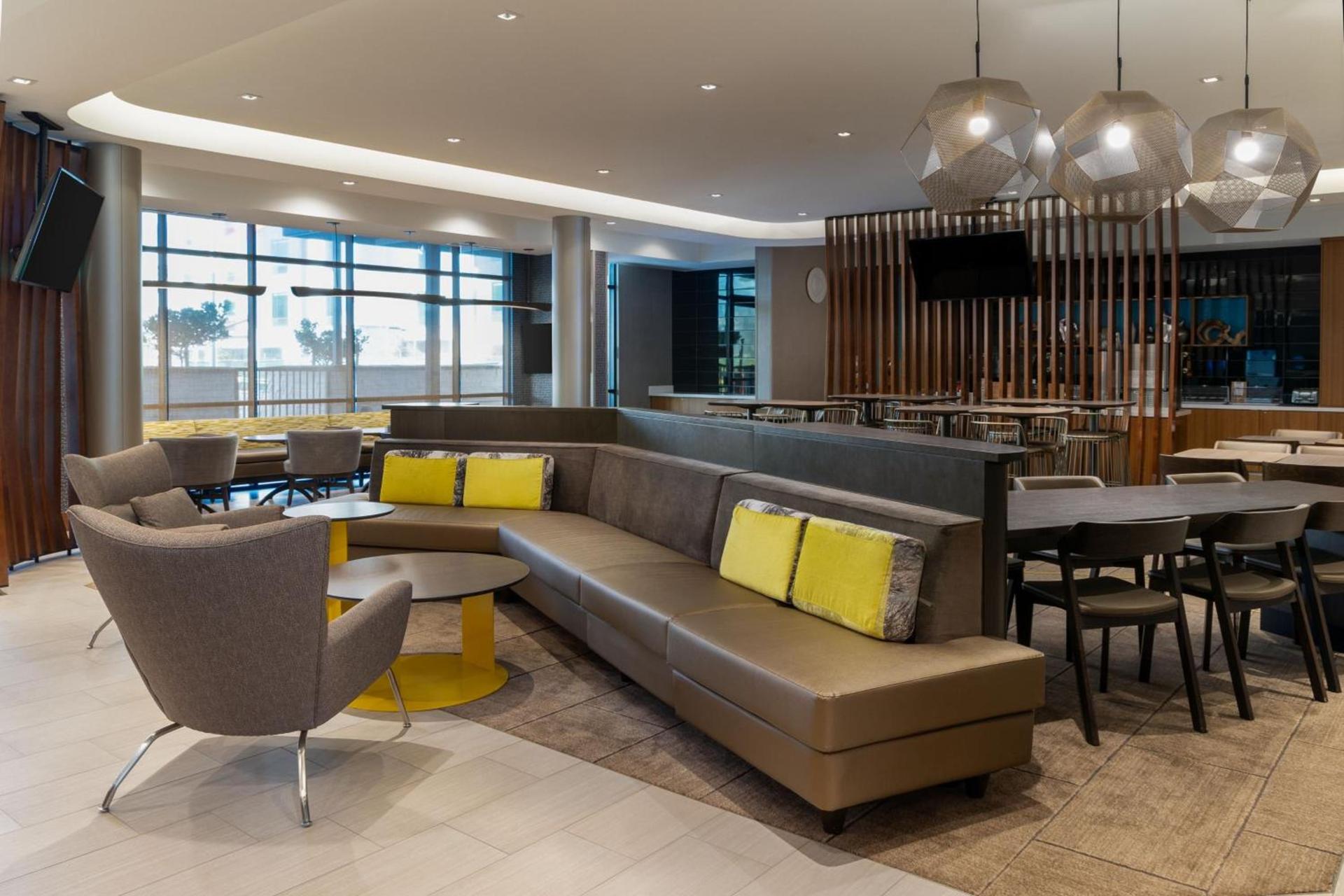 SpringHill Suites by Marriott Pleasanton photo 40
