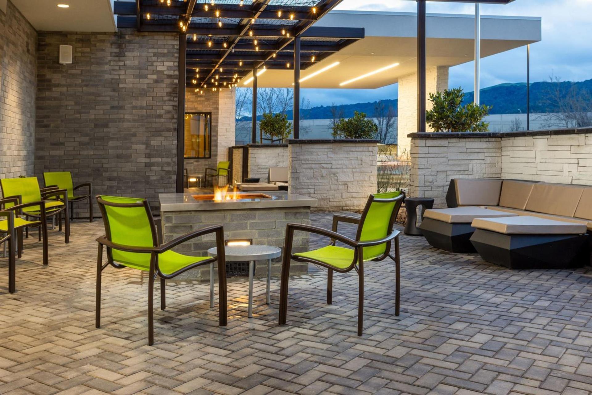 SpringHill Suites by Marriott Pleasanton photo 30