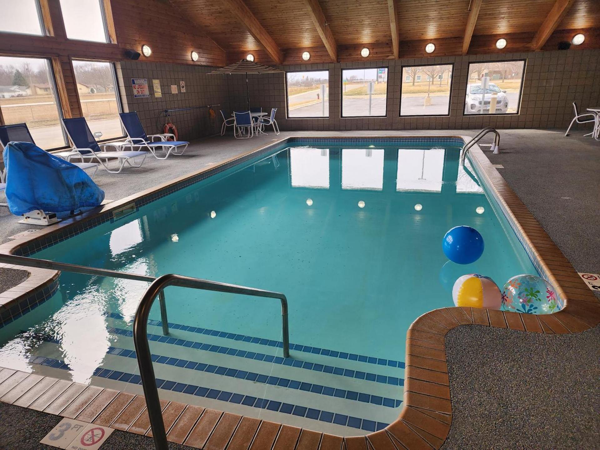 AmericInn by Wyndham Austin photo 25