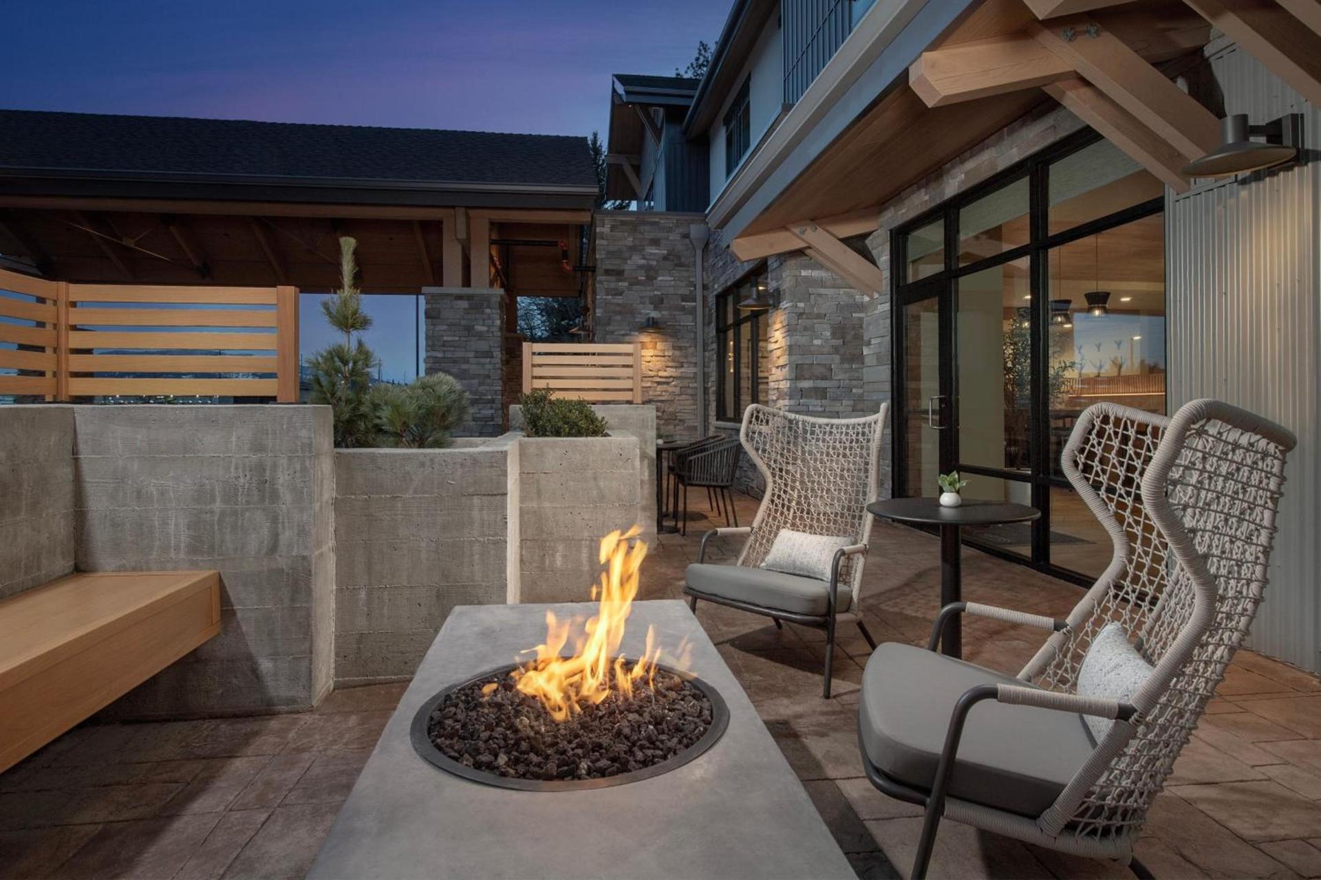 SpringHill Suites by Marriott Sandpoint photo 81