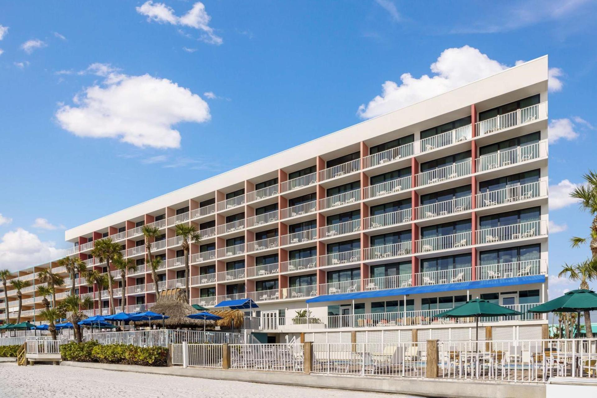 DoubleTree Beach Resort by Hilton Tampa Bay – North Redington Beach photo 4