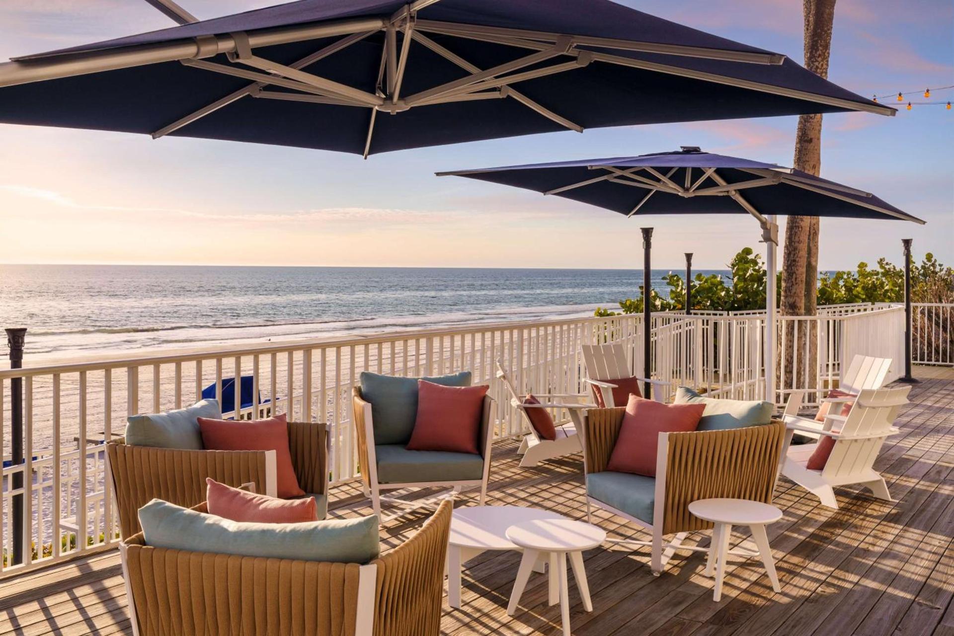 DoubleTree Beach Resort by Hilton Tampa Bay – North Redington Beach photo 2