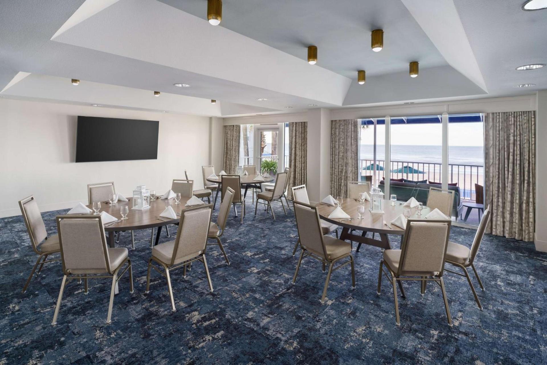 DoubleTree Beach Resort by Hilton Tampa Bay – North Redington Beach photo 41