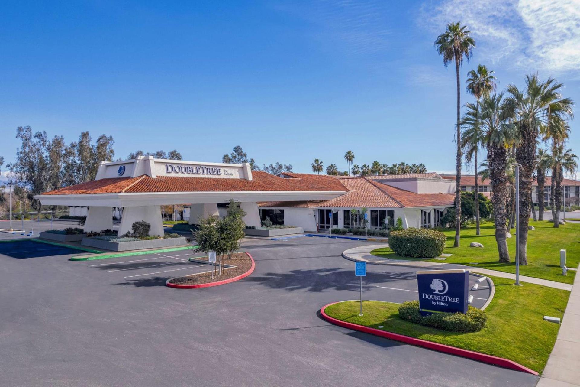 DoubleTree by Hilton Bakersfield photo 4