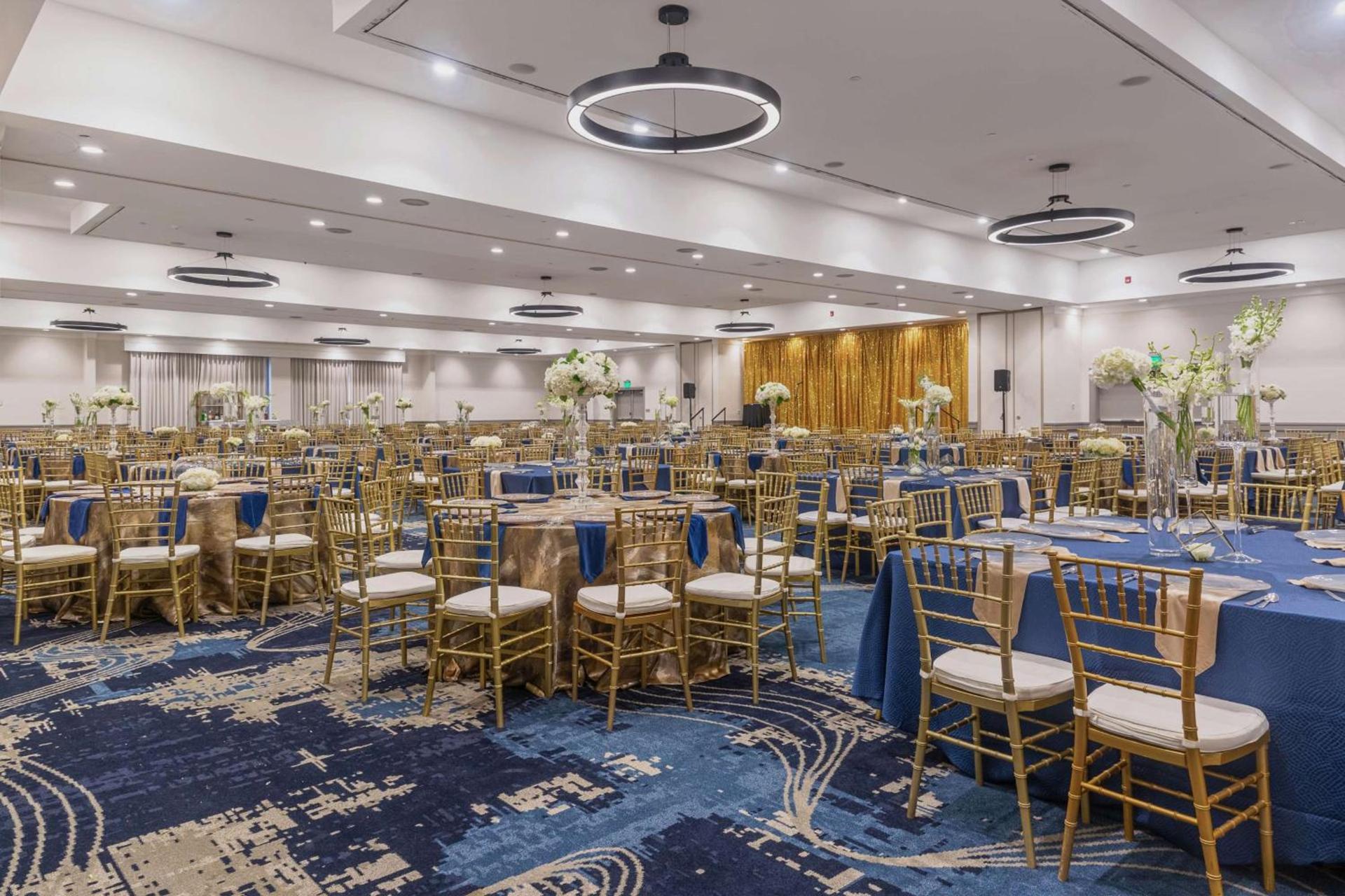 DoubleTree by Hilton Bakersfield photo 6