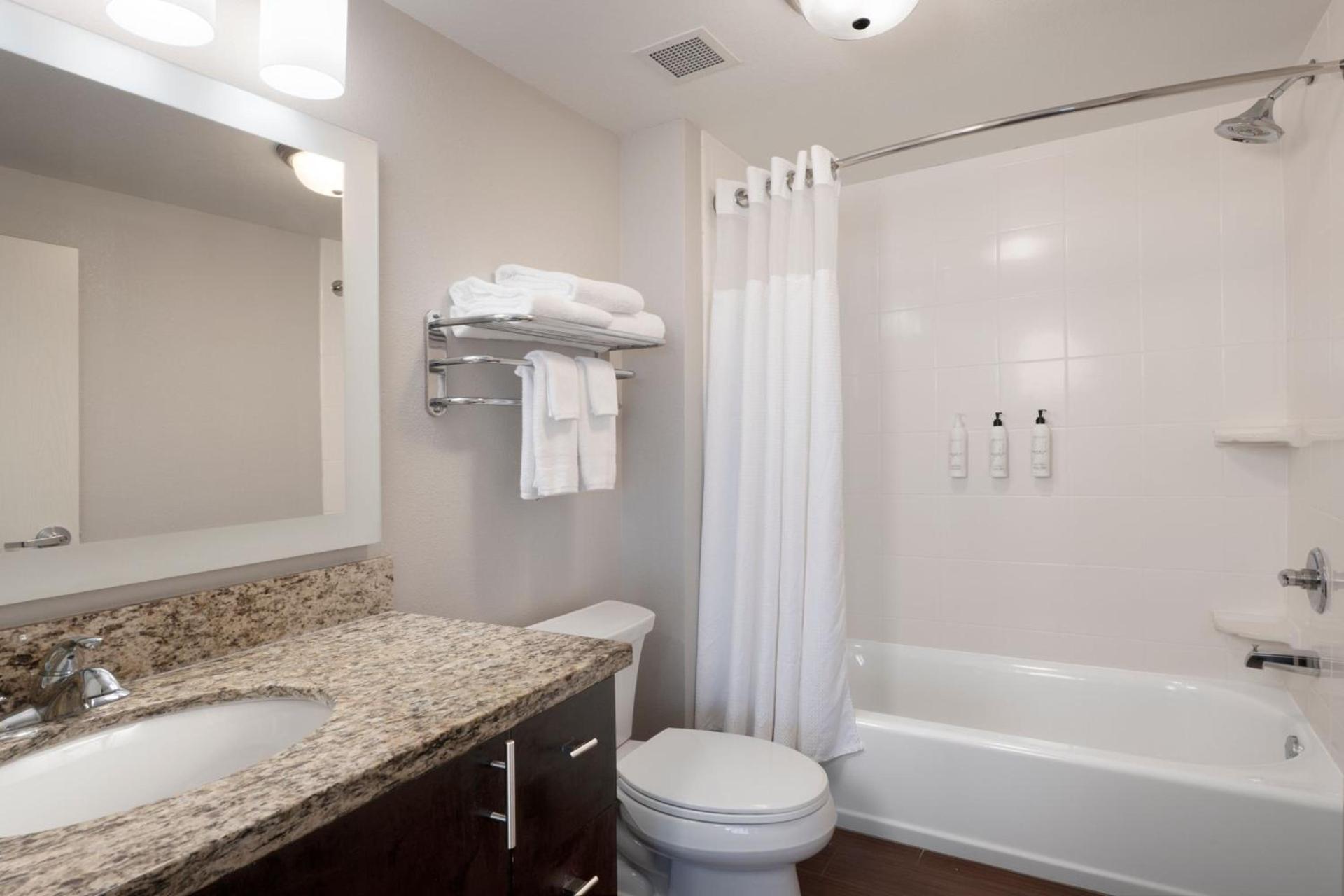 TownePlace Suites Oklahoma City Airport photo 17