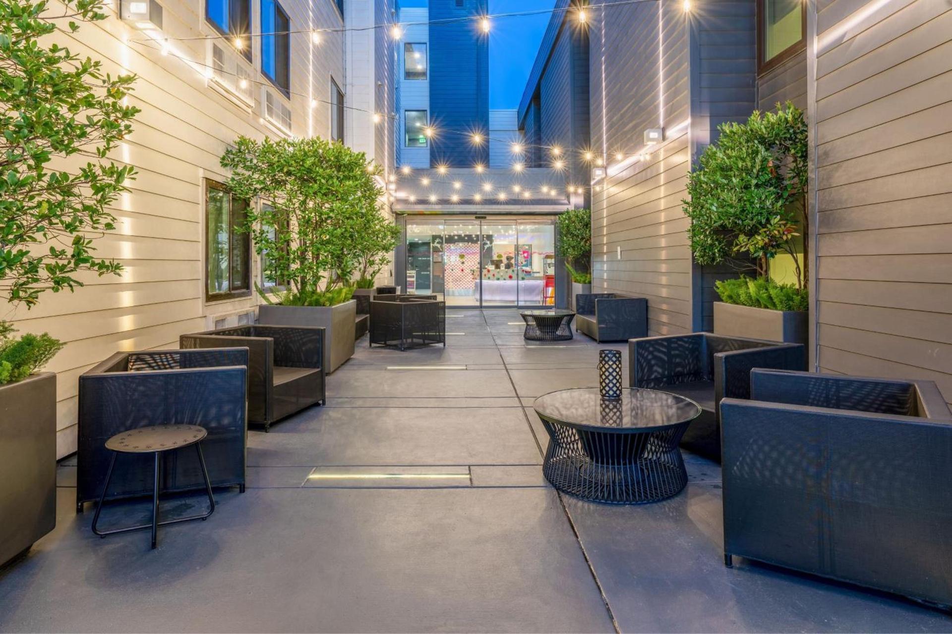 Aloft by Marriott Sunnyvale photo 4