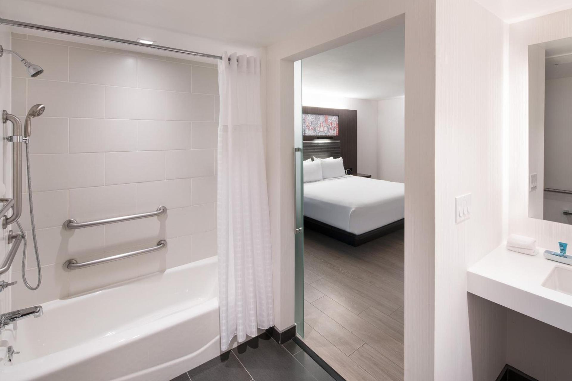 Aloft by Marriott Sunnyvale photo 19